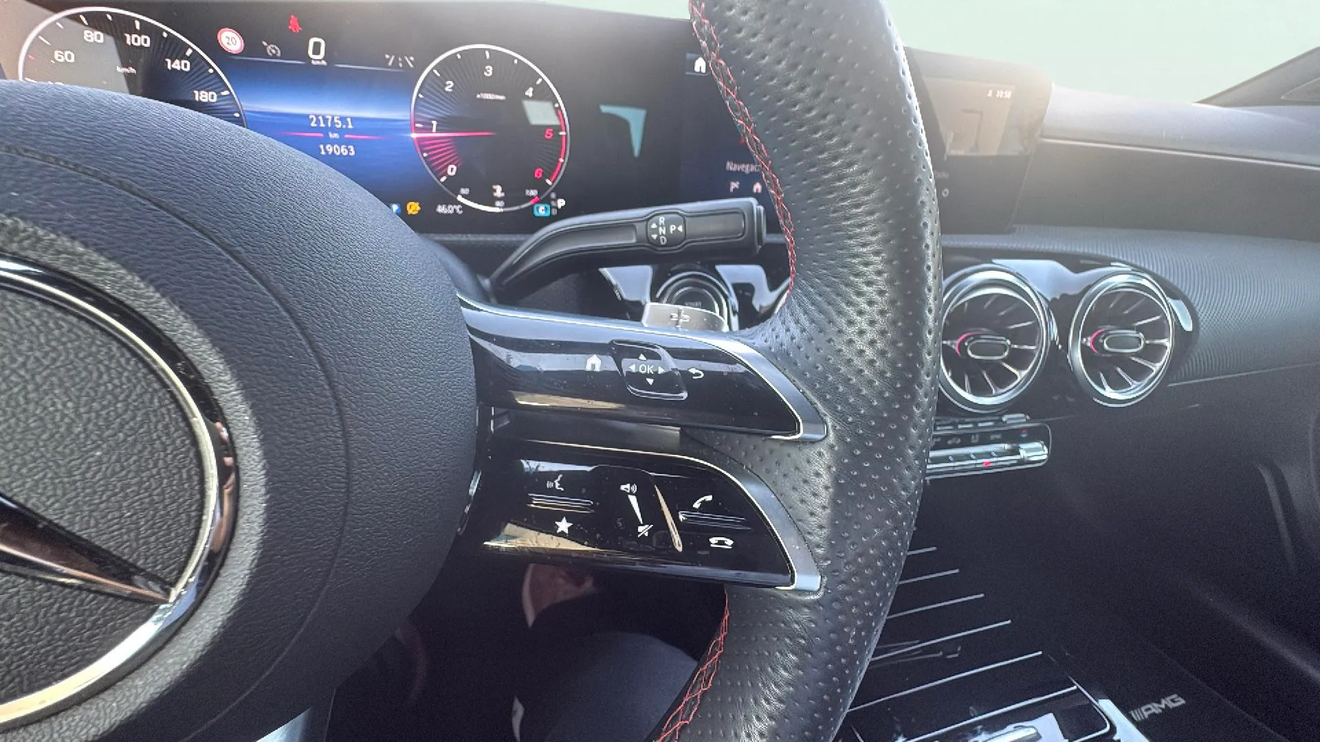 Mercedes-Benz Clase A A 180 d - foto 12