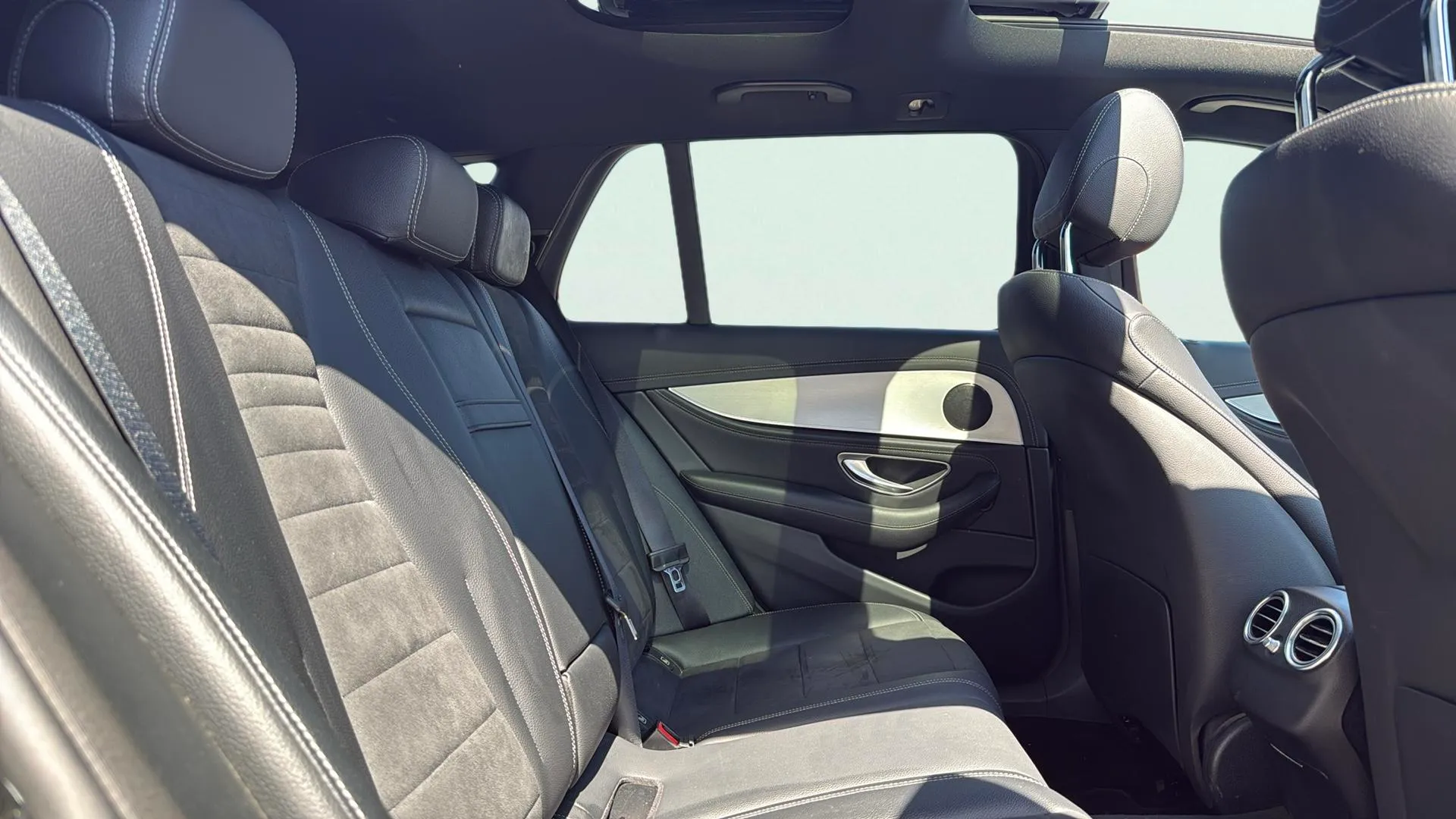 Mercedes-Benz Clase E E 220 d 4MATIC Estate - foto 17