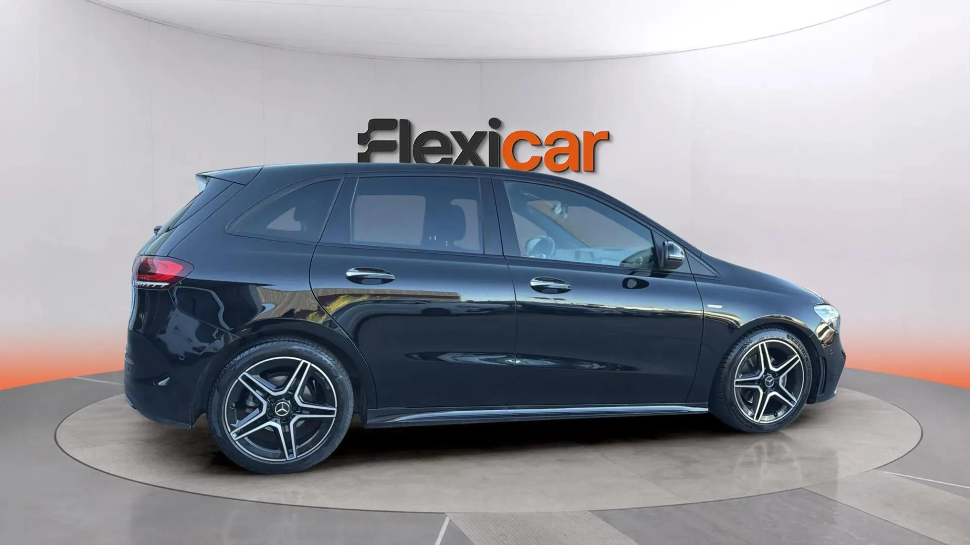 Mercedes-Benz Clase B B 200 d - foto 6