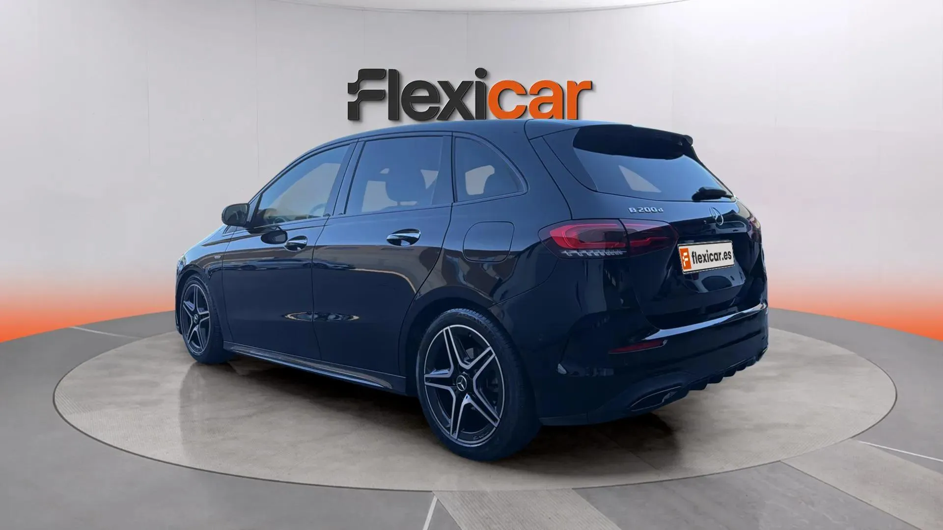 Mercedes-Benz Clase B B 200 d - foto 11