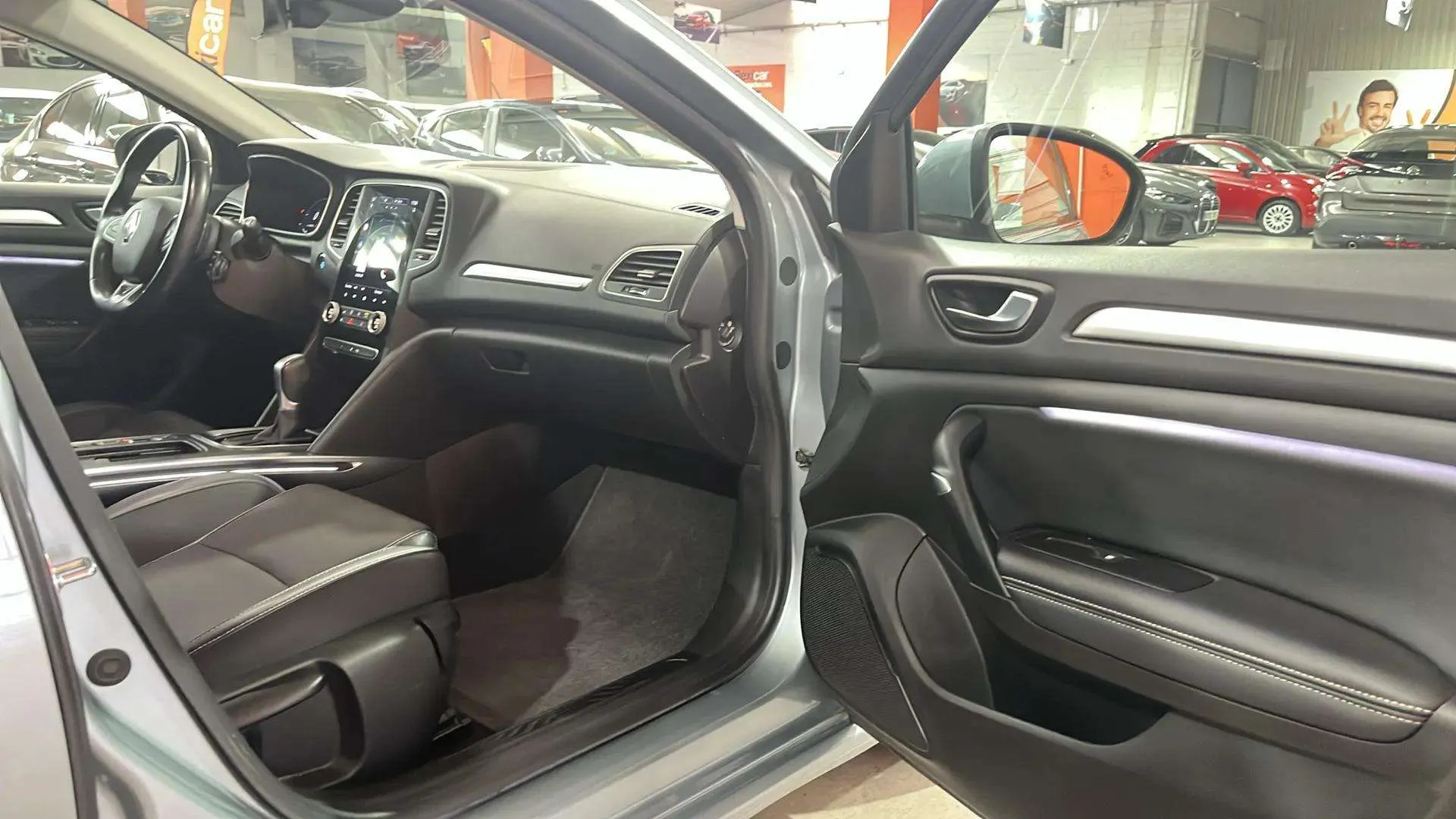 Renault Mégane S.T. Zen E-Tech Híbrido ench. - foto 13