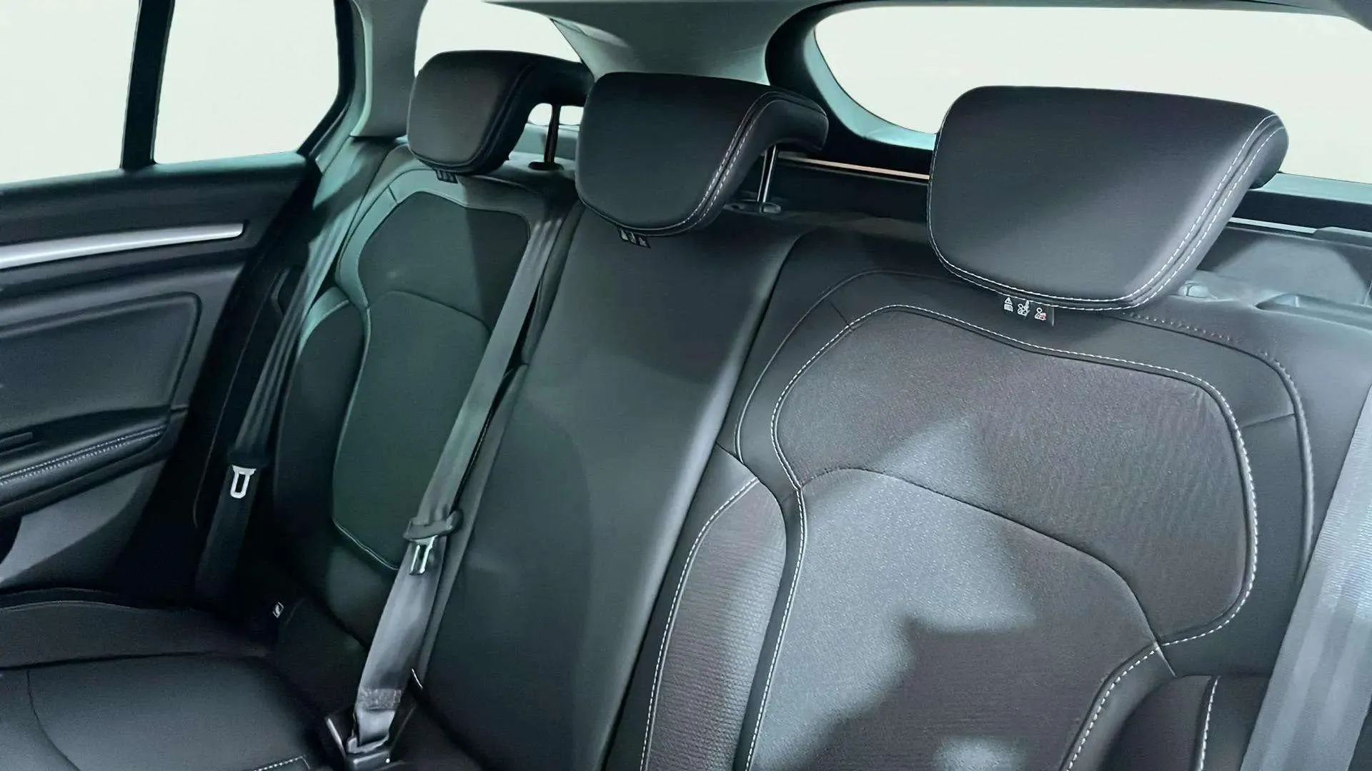 Renault Mégane S.T. Zen E-Tech Híbrido ench. - foto 26
