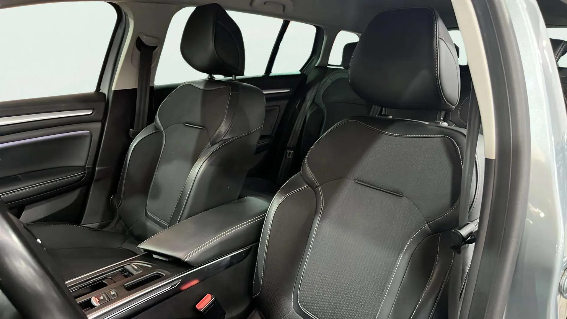 Renault Mégane S.T. Zen E-Tech Híbrido ench. - foto 25