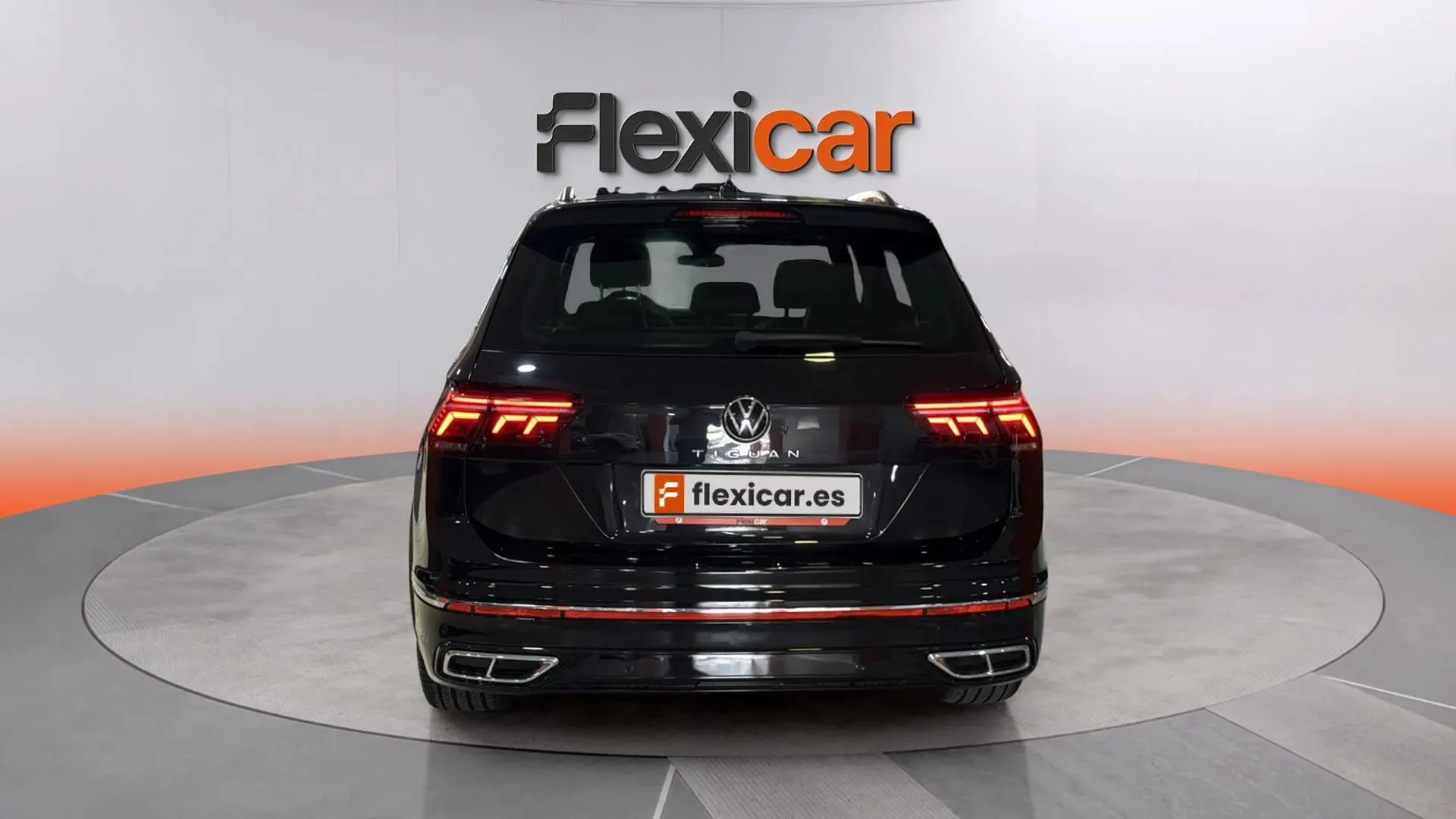 Volkswagen Tiguan R-Line 2.0 TDI DSG - foto 5