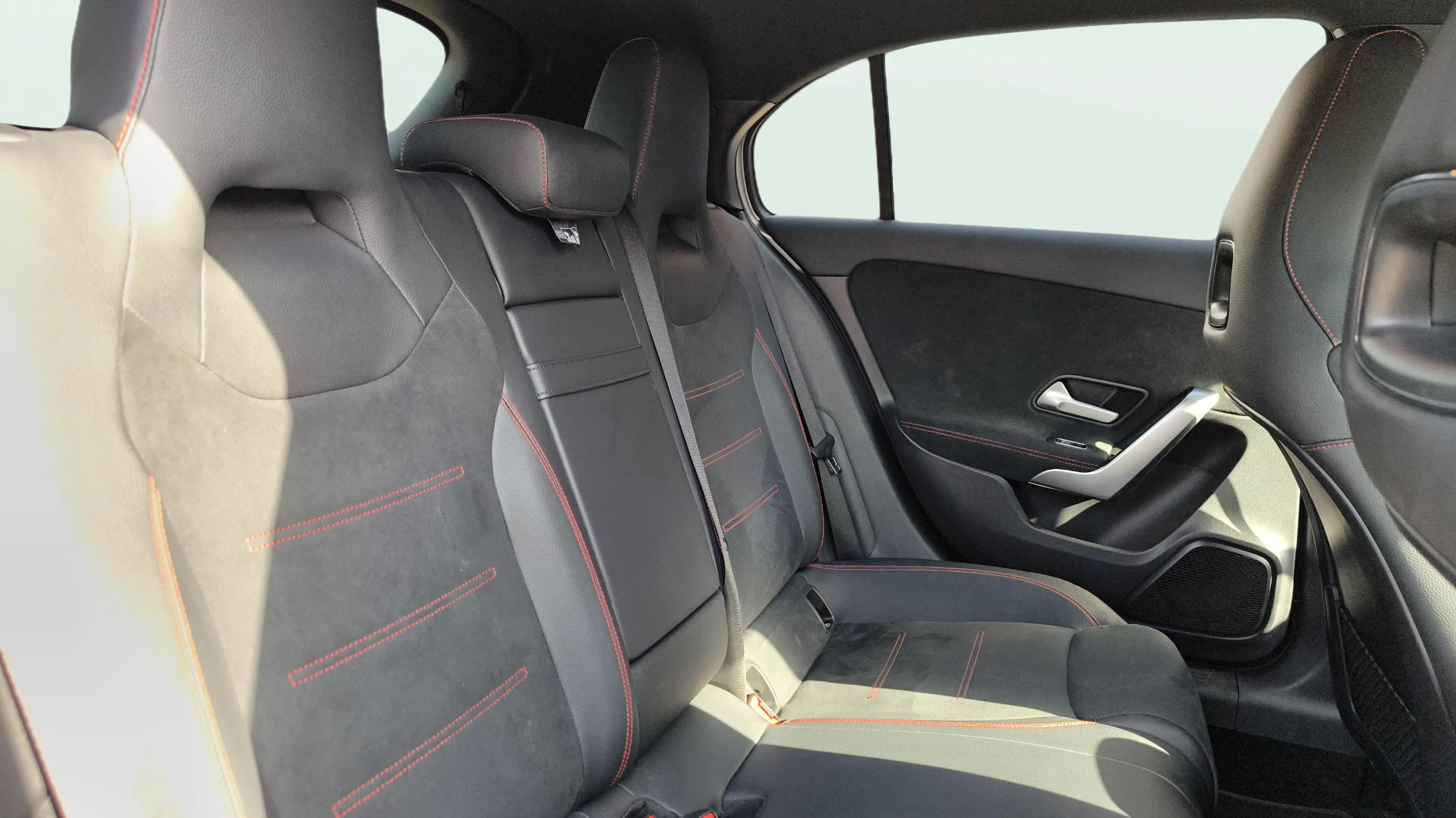 Mercedes-Benz Clase A A 250 e - foto 19