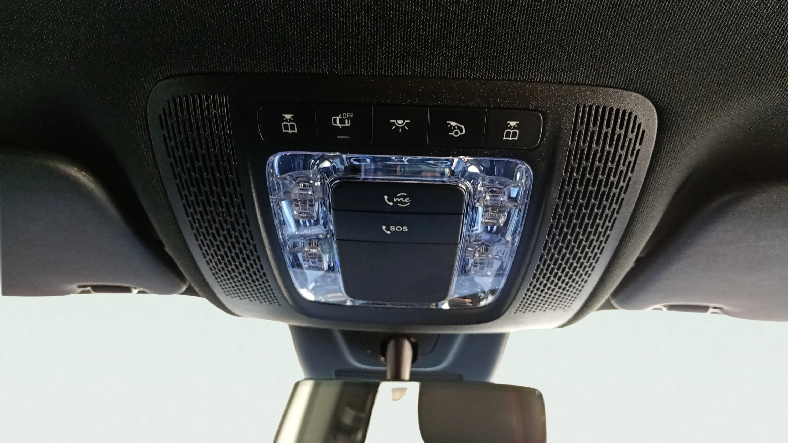 Mercedes-Benz GLA 200 D - foto 15