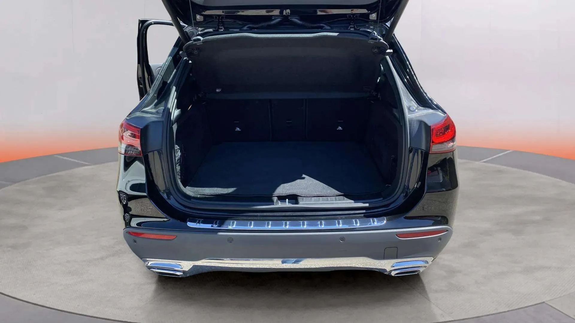 Mercedes-Benz GLA 200 D - foto 12