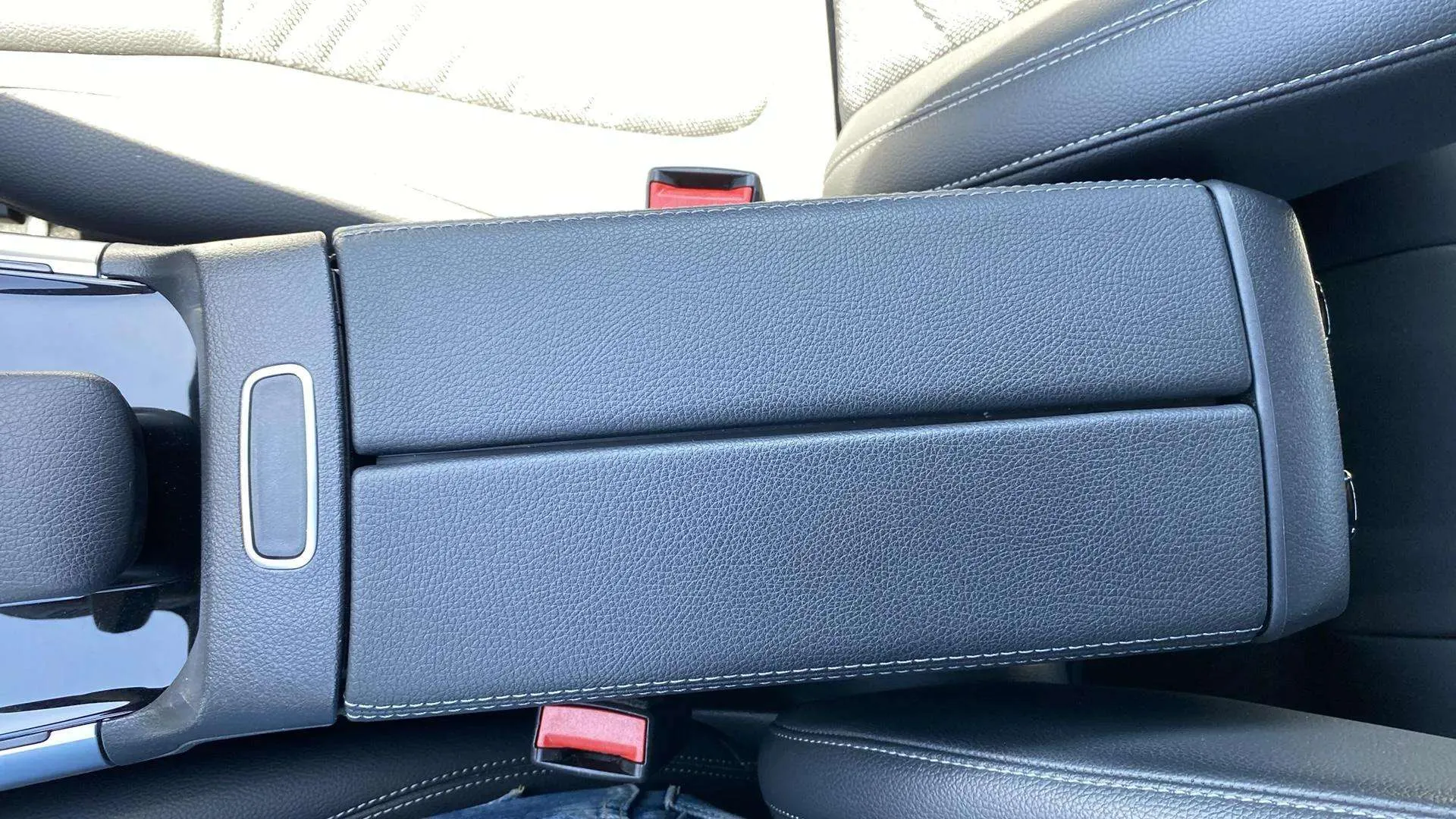 Mercedes-Benz GLA 200 D - foto 23