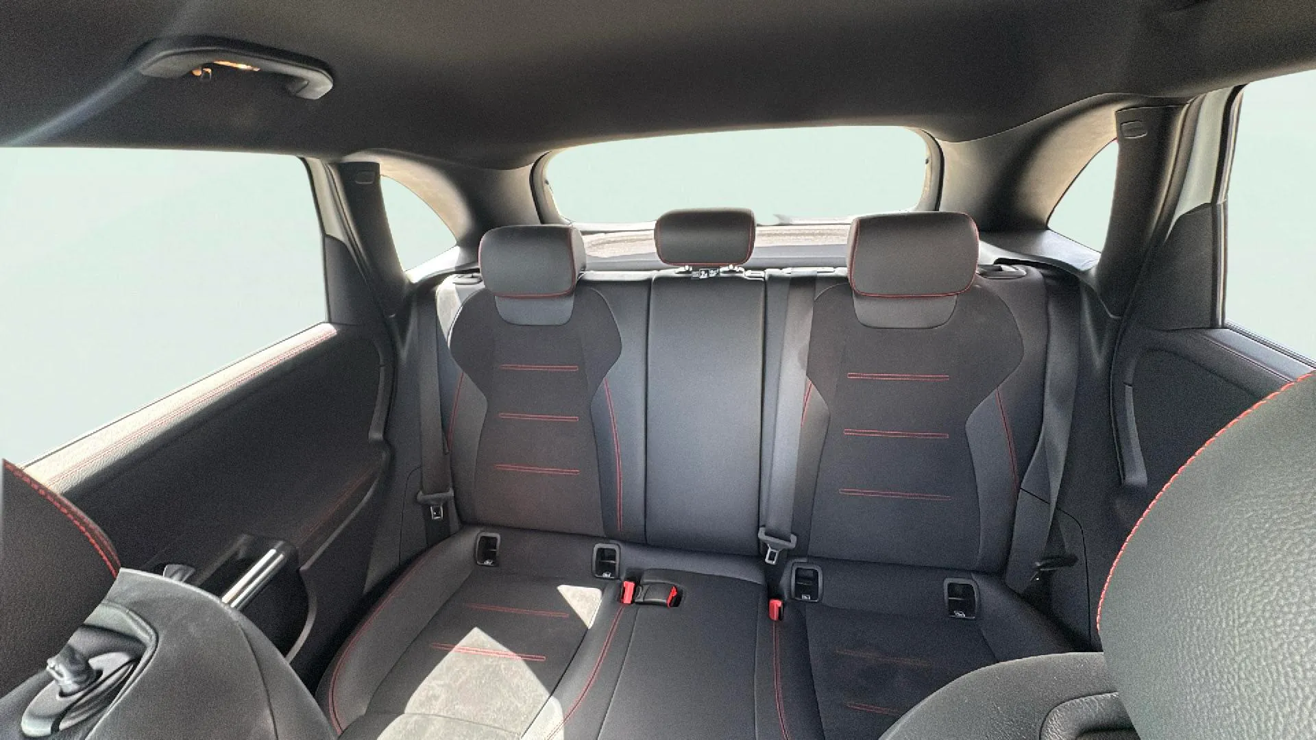 Mercedes-Benz Clase B B 200 d - foto 19