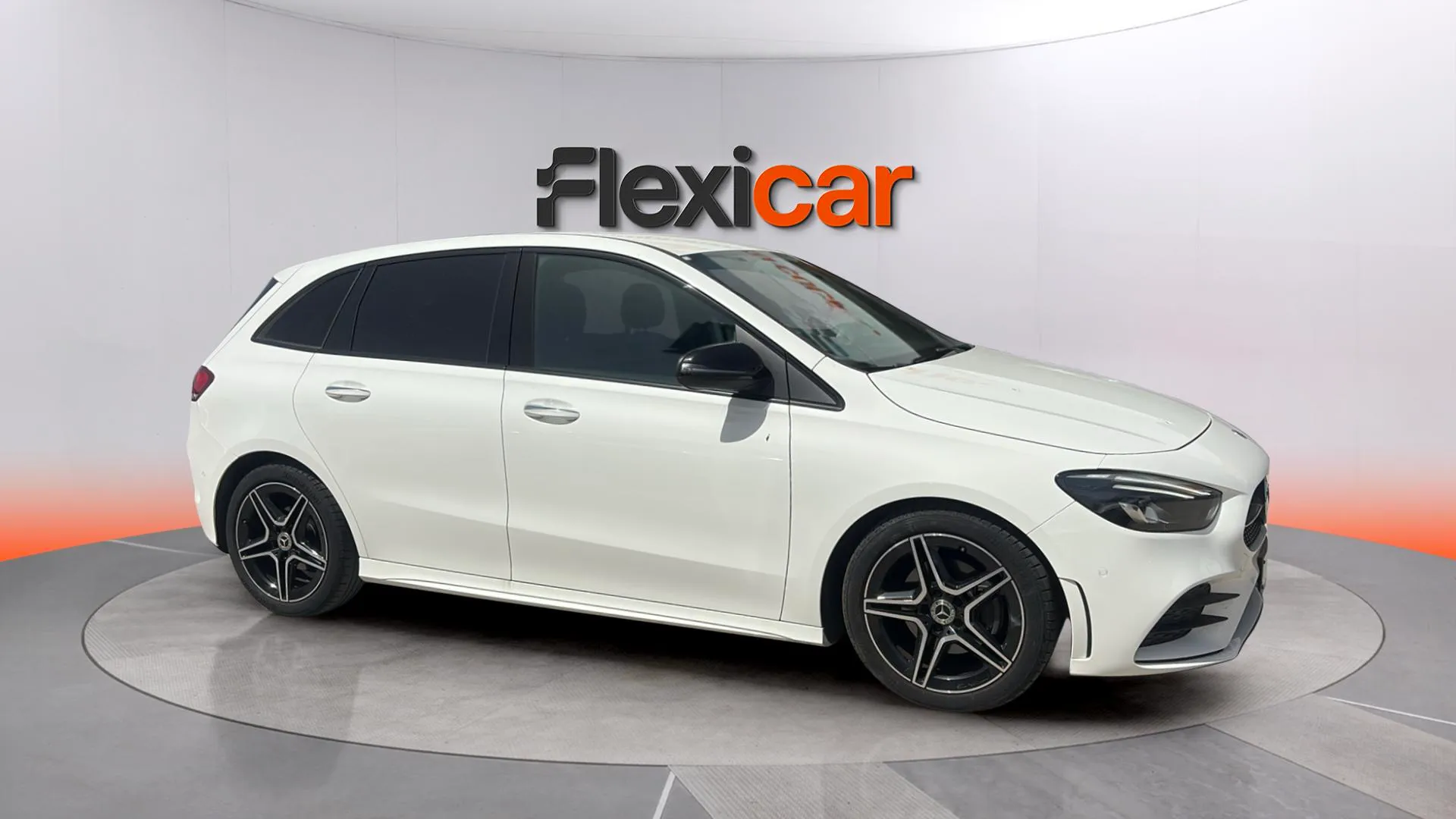 Mercedes-Benz Clase B B 200 d - foto 11