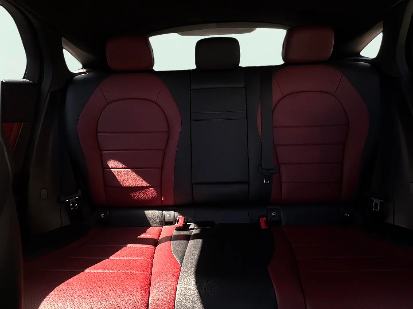 Mercedes-Benz GLC 200 4MATIC - foto 15