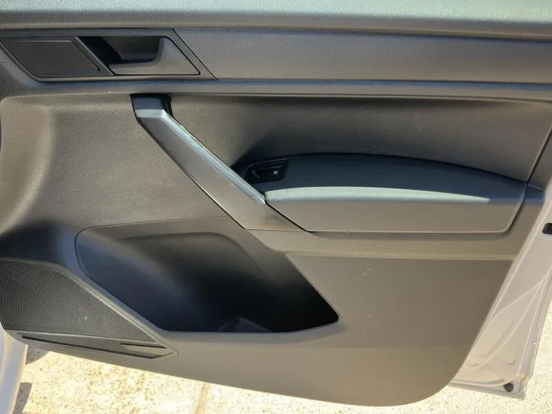 Volkswagen Caddy ABT eMaxi Furgon - foto 34