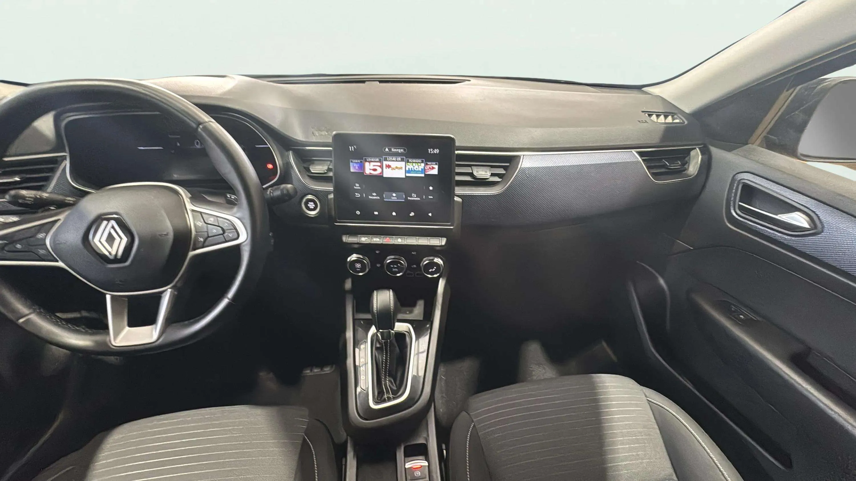 Renault Arkana Evolution TCe EDC mild hybr - foto 11