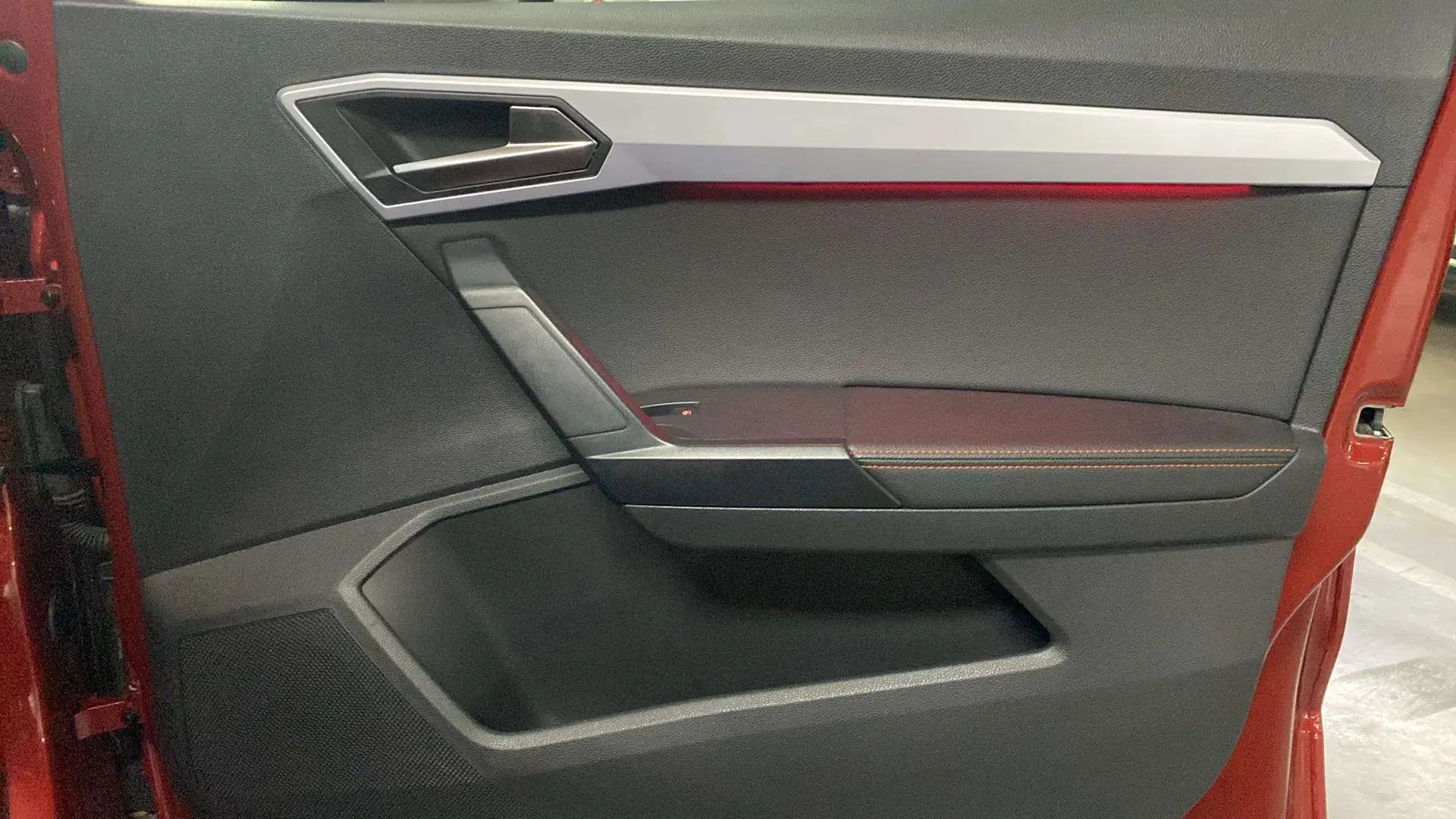 SEAT Arona 1.5 TSI DSG FR Limited Ed - foto 30