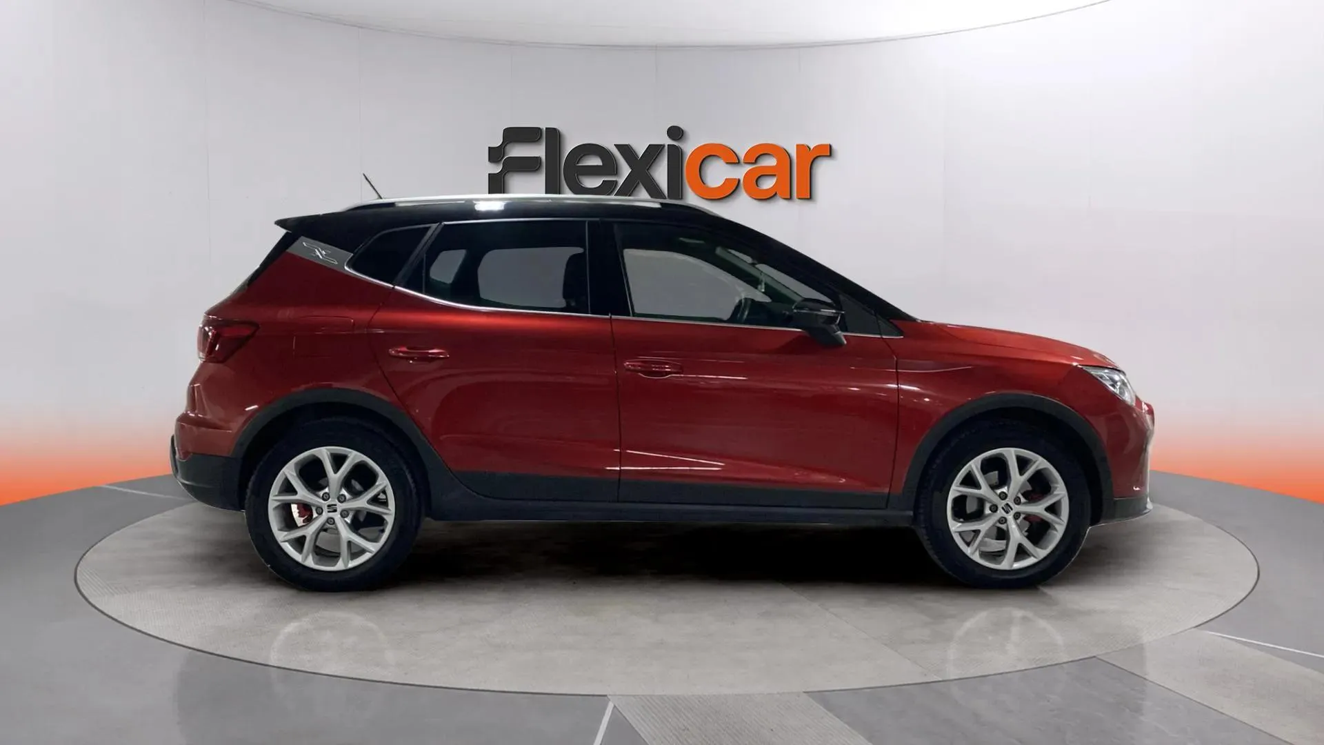 SEAT Arona 1.5 TSI DSG FR Limited Ed - foto 8