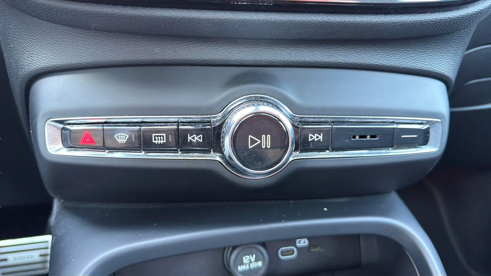 Volvo C40 Recharge Twin Eléctrico First Edition - foto 16