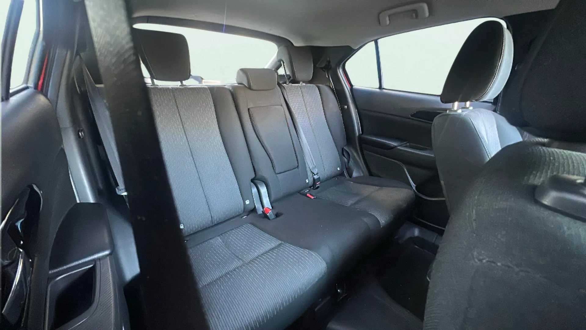 Mitsubishi Eclipse Cross 2.4 PHEV Kaiteki 4WD - foto 17