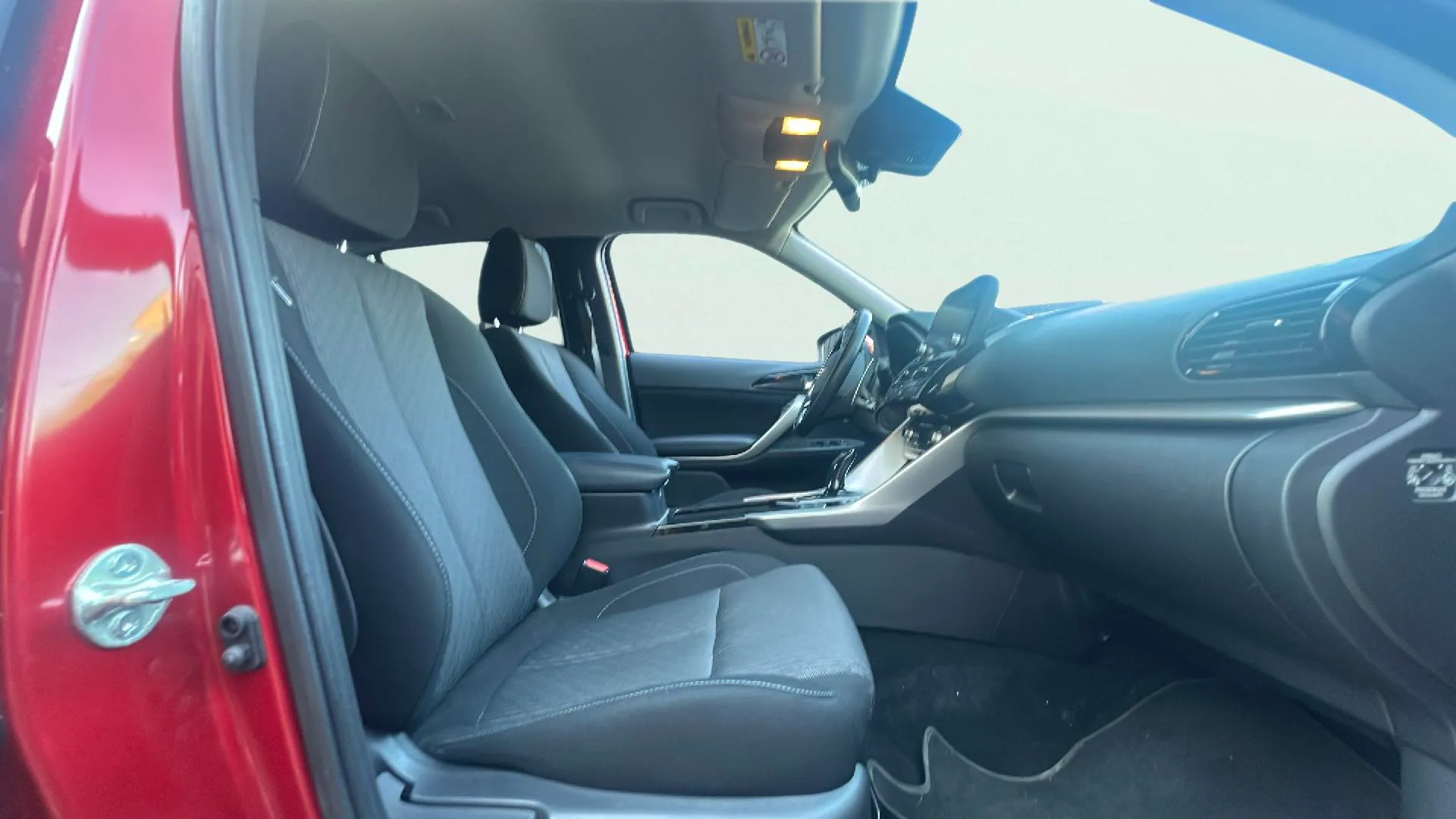 Mitsubishi Eclipse Cross 2.4 PHEV Kaiteki 4WD - foto 15