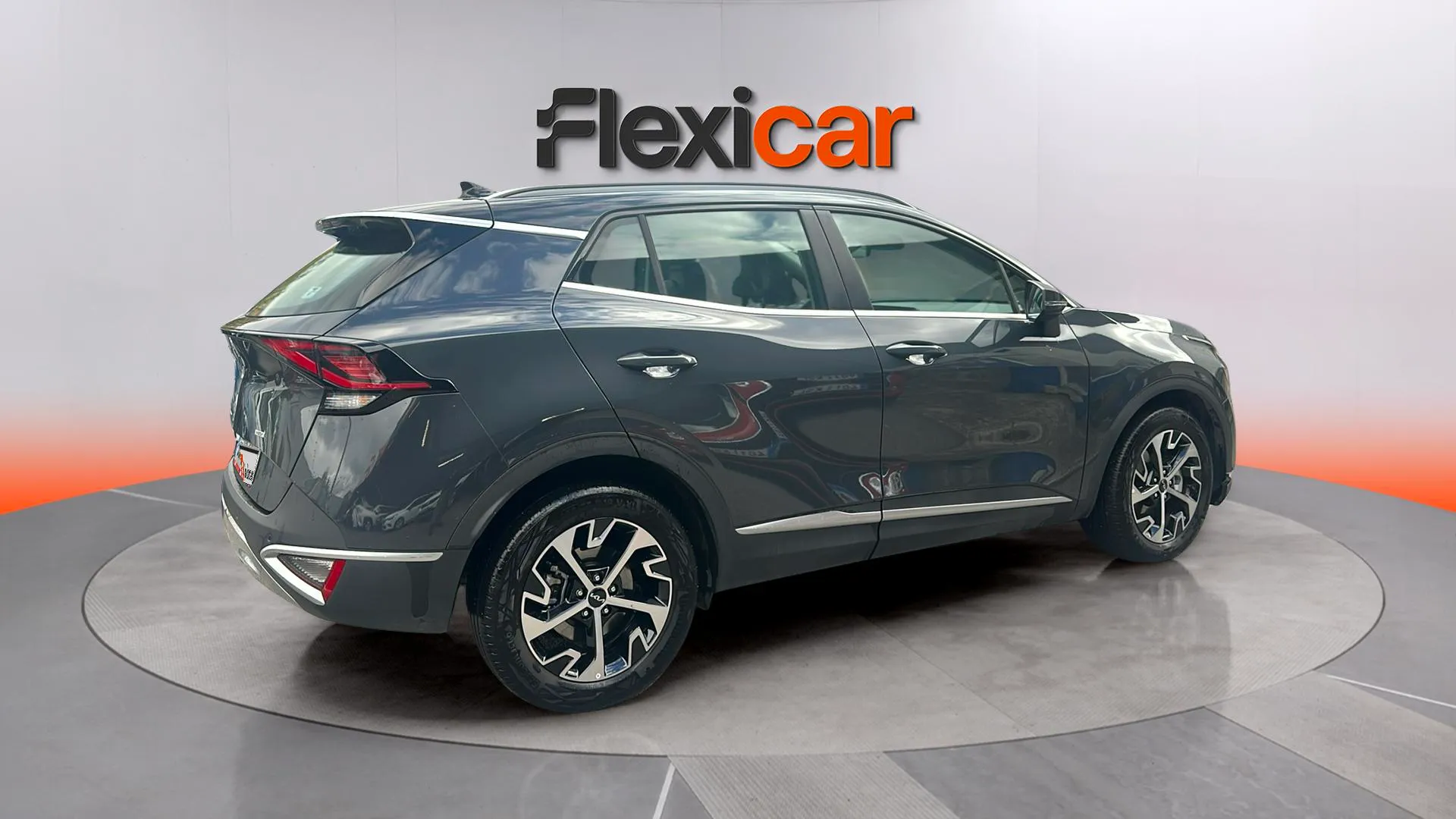 Kia Sportage 1.6 T-GDi MHEV Business 4x2 DCT - foto 4
