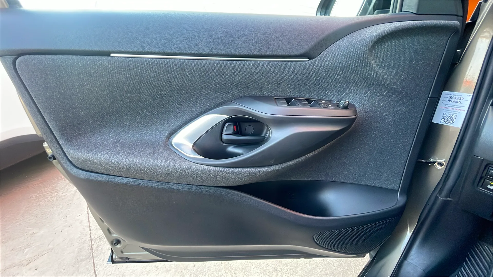 Toyota Yaris Cross 1.5 120H Active Tech - foto 17
