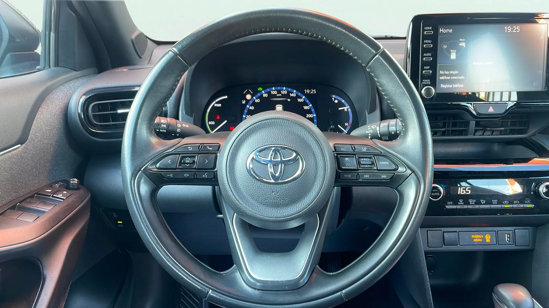 Toyota Yaris Cross 1.5 120H Active Tech - foto 9