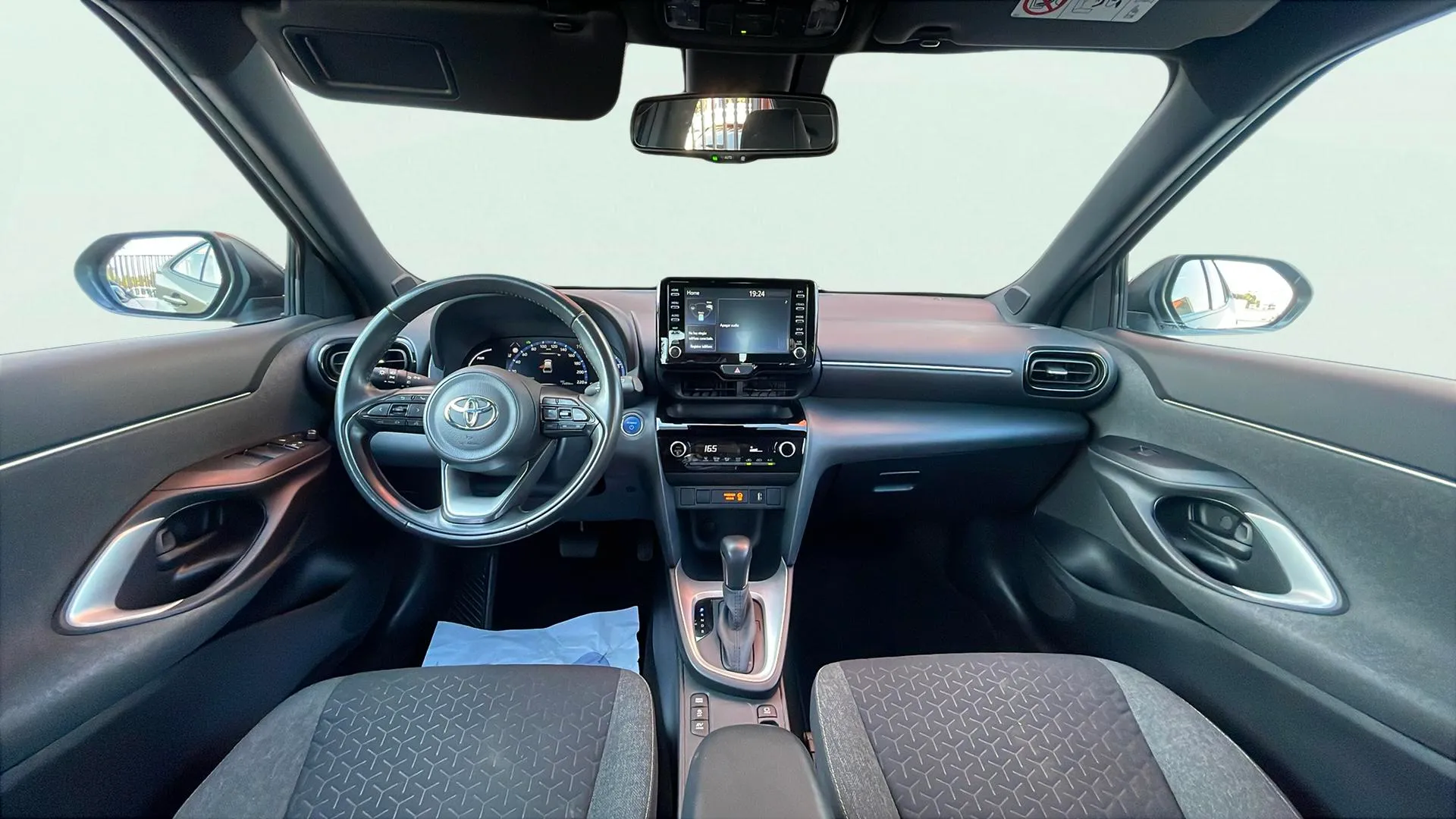Toyota Yaris Cross 1.5 120H Active Tech - foto 7