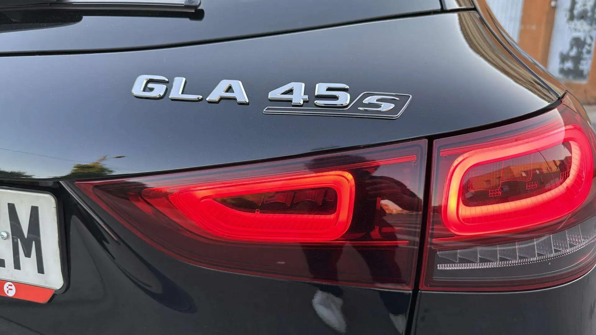 Mercedes-Benz GLA Mercedes-AMG GLA 45 S 4MATIC+ - foto 4
