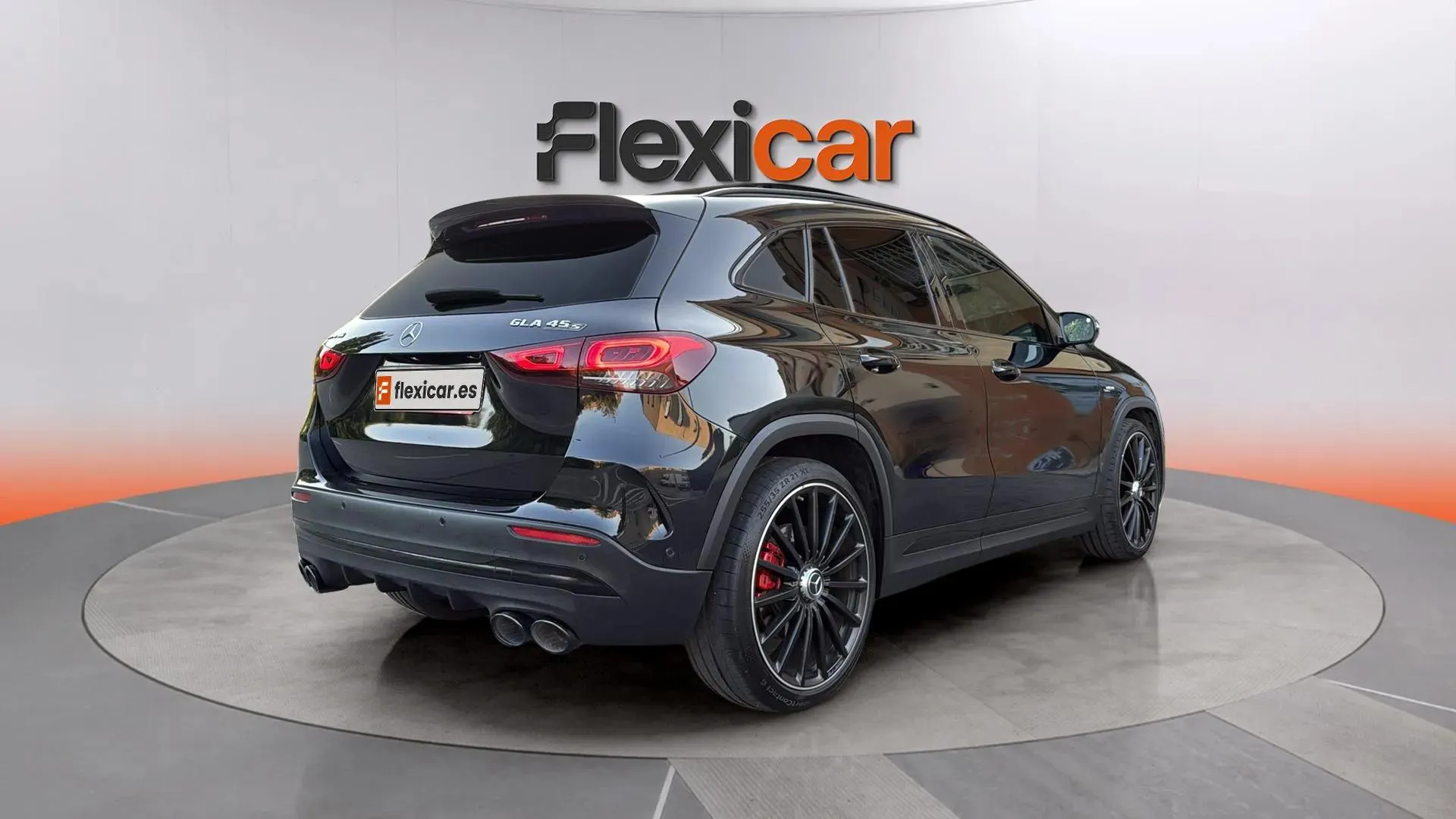 Mercedes-Benz GLA Mercedes-AMG GLA 45 S 4MATIC+ - foto 3