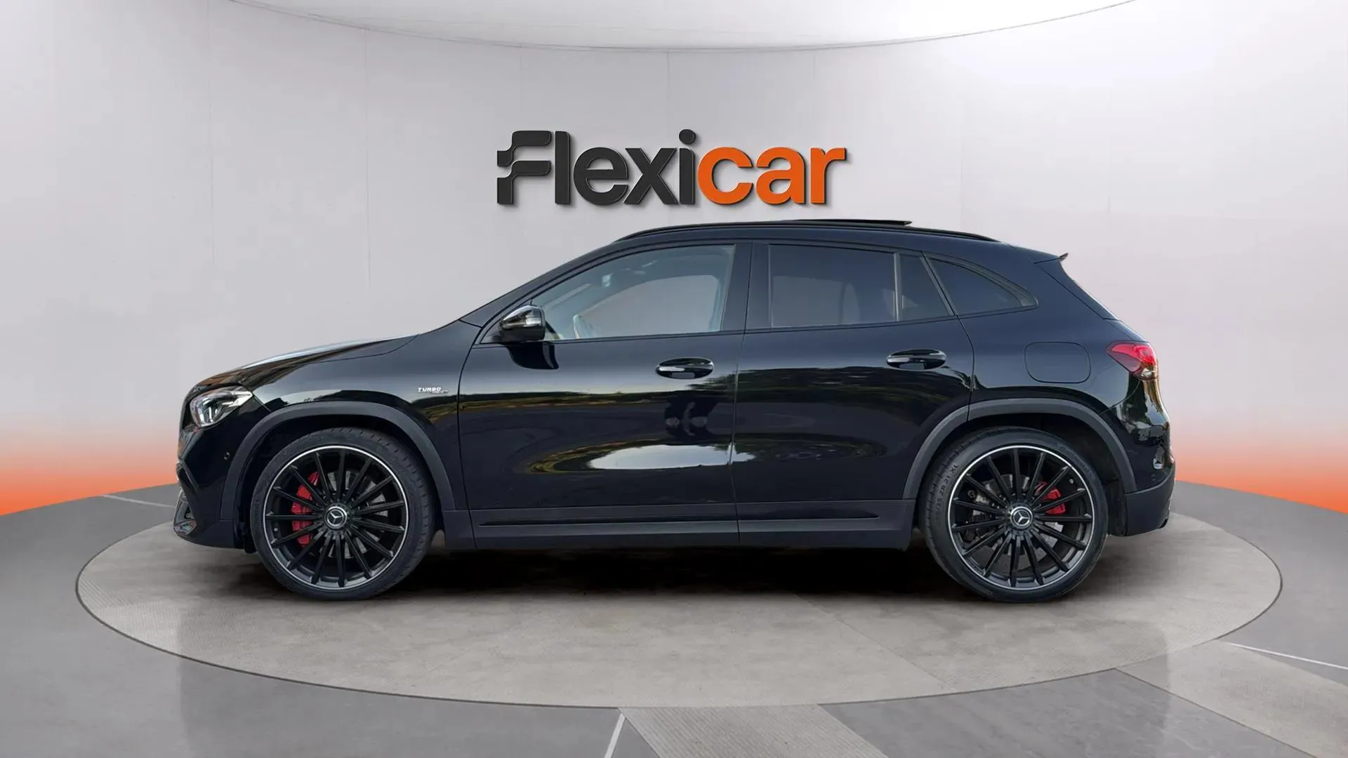 Mercedes-Benz GLA Mercedes-AMG GLA 45 S 4MATIC+ - foto 9