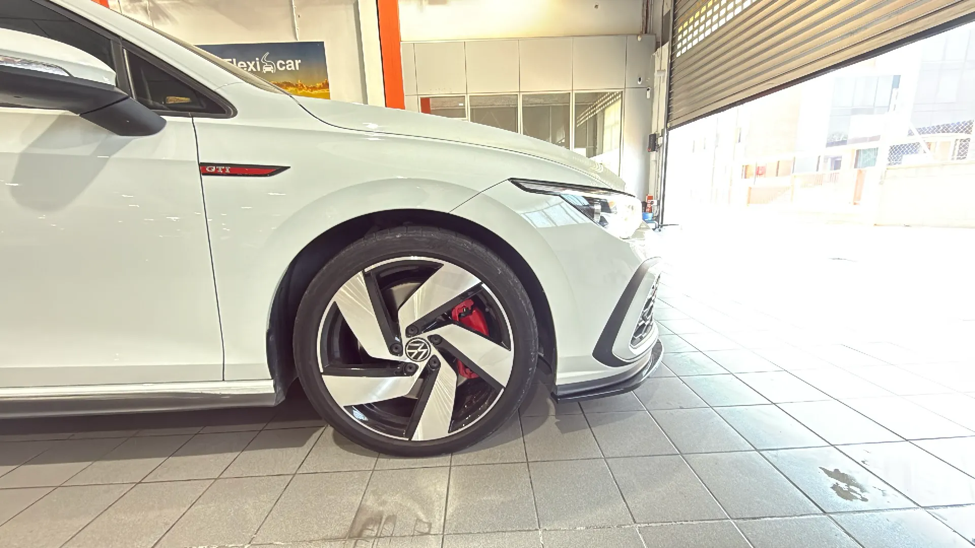Volkswagen Golf GTI 2.0 TSI DSG - foto 17