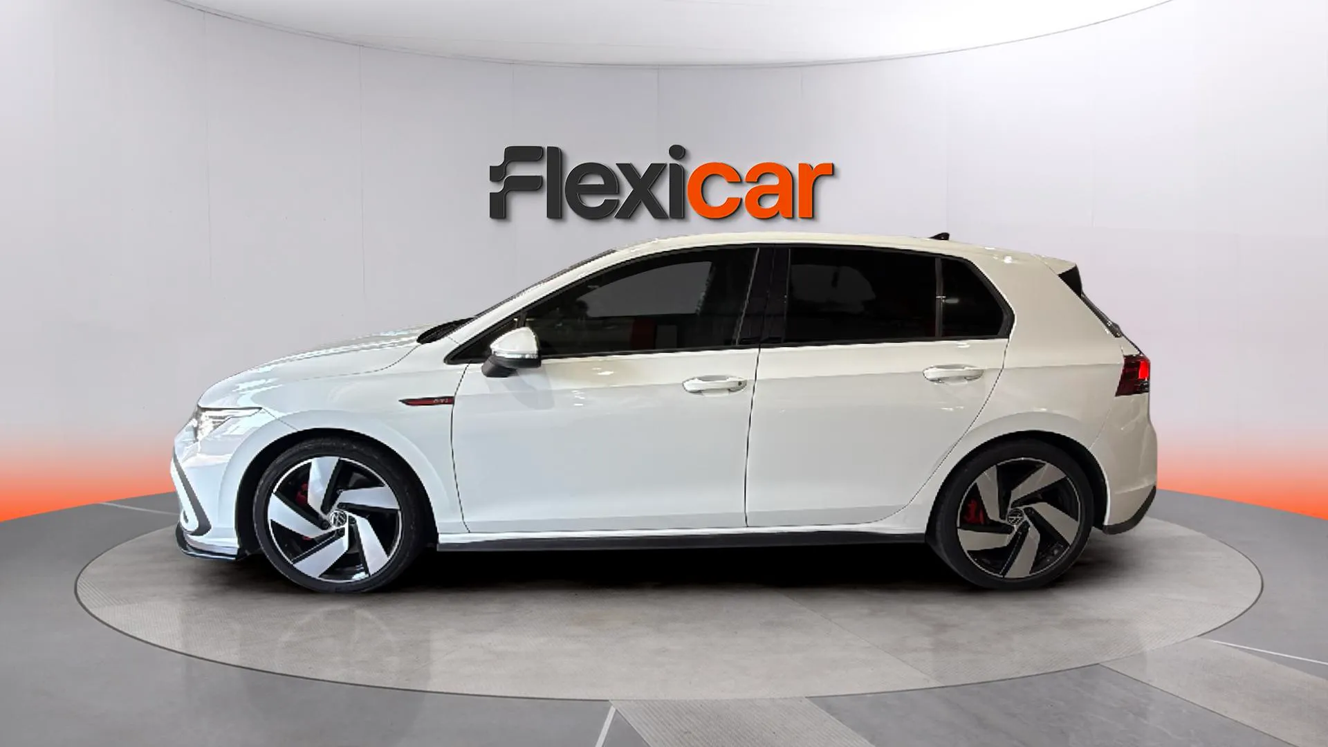 Volkswagen Golf GTI 2.0 TSI DSG - foto 4