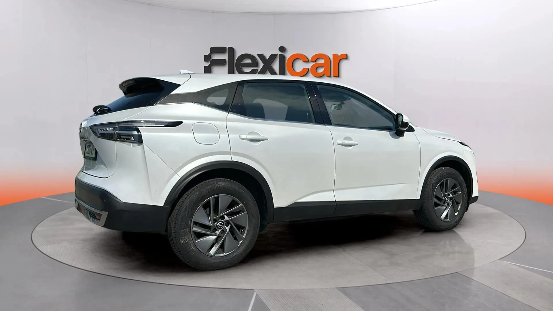 Nissan Qashqai DIG-T mHEV 4x2 N-Design - foto 11