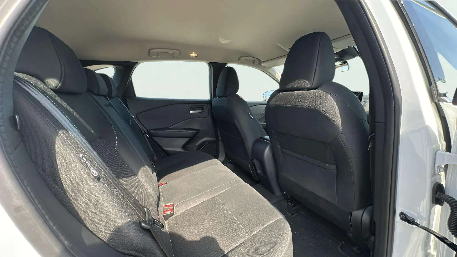 Nissan Qashqai DIG-T mHEV 4x2 N-Design - foto 19