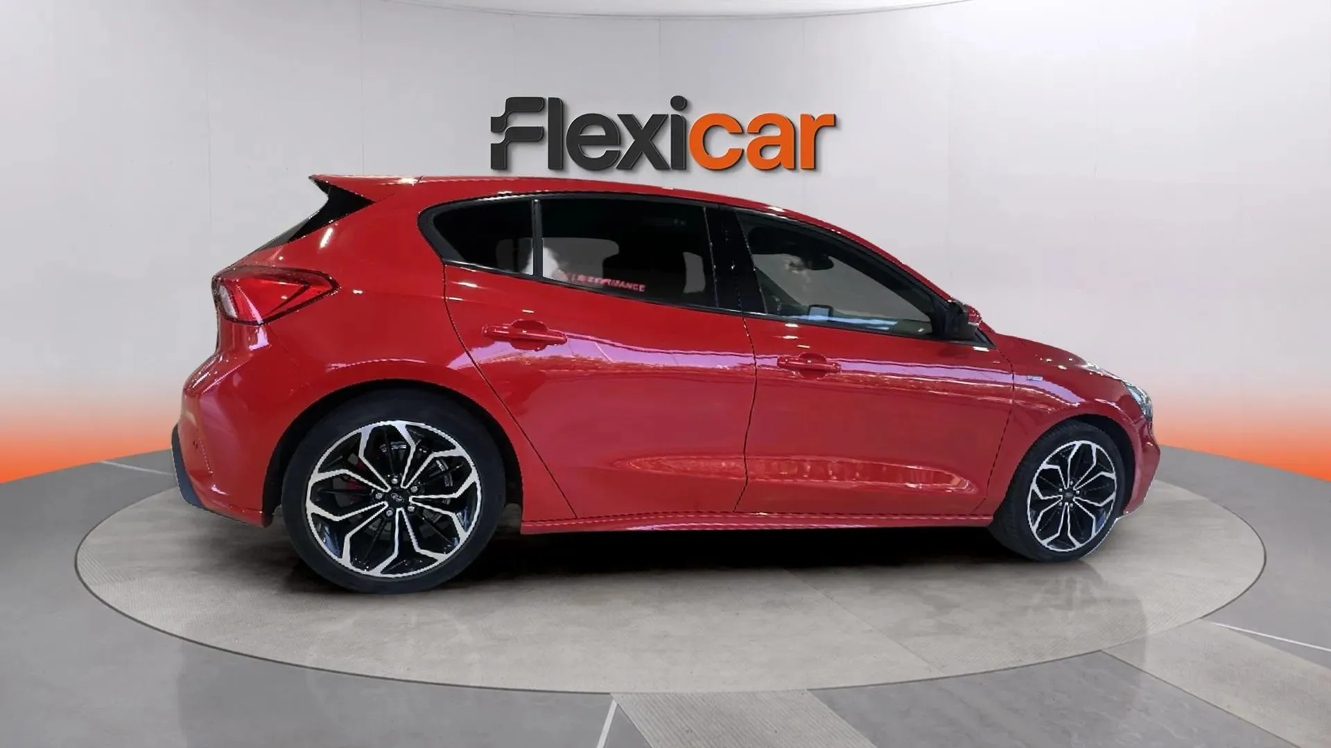 Ford Focus 1.0 EcoBoost MHEV ST-Line X - foto 11
