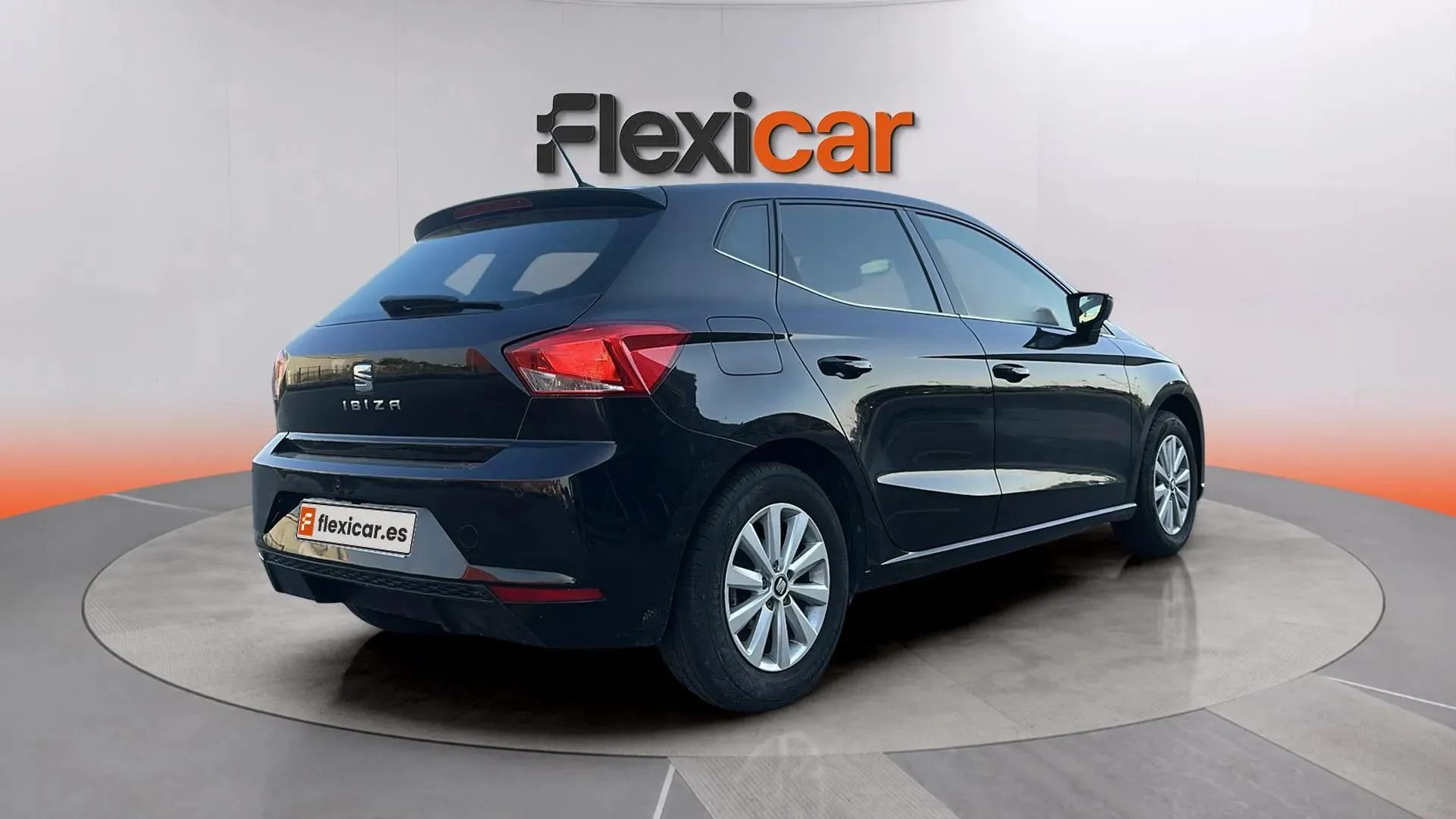 SEAT Ibiza 1.0 TSI DSG FR - foto 10