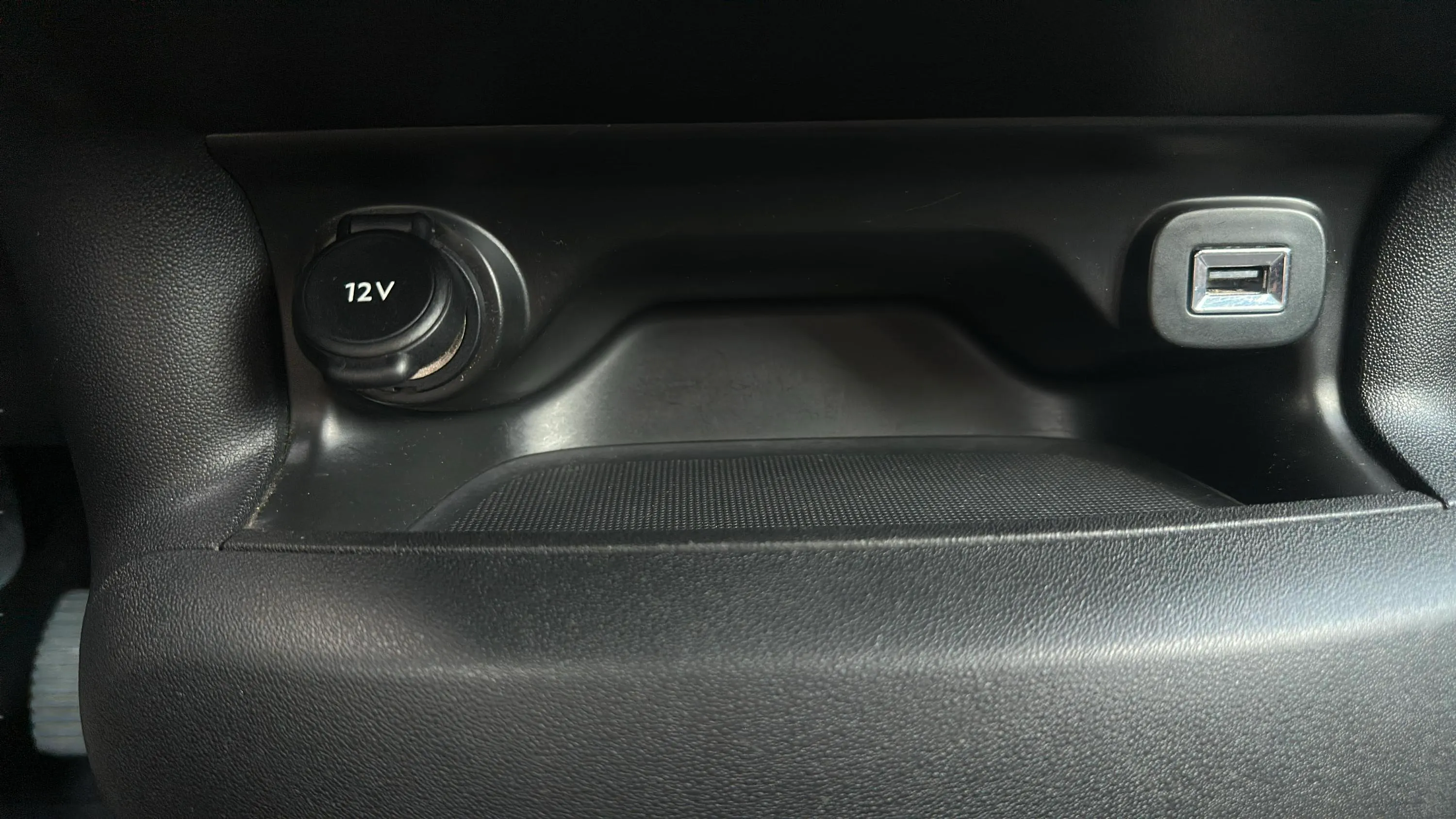 Citroën C4 Cactus PureTech 110 Shine Pack - foto 20