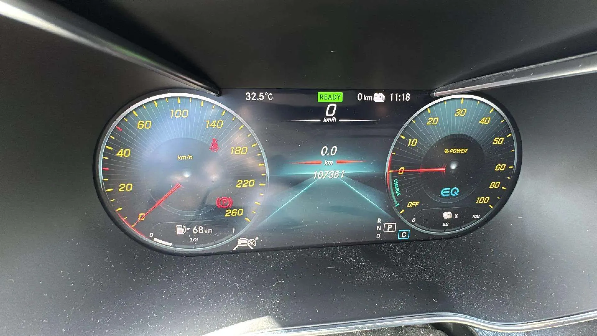 Mercedes-Benz GLC 300 e 4MATIC - foto 9