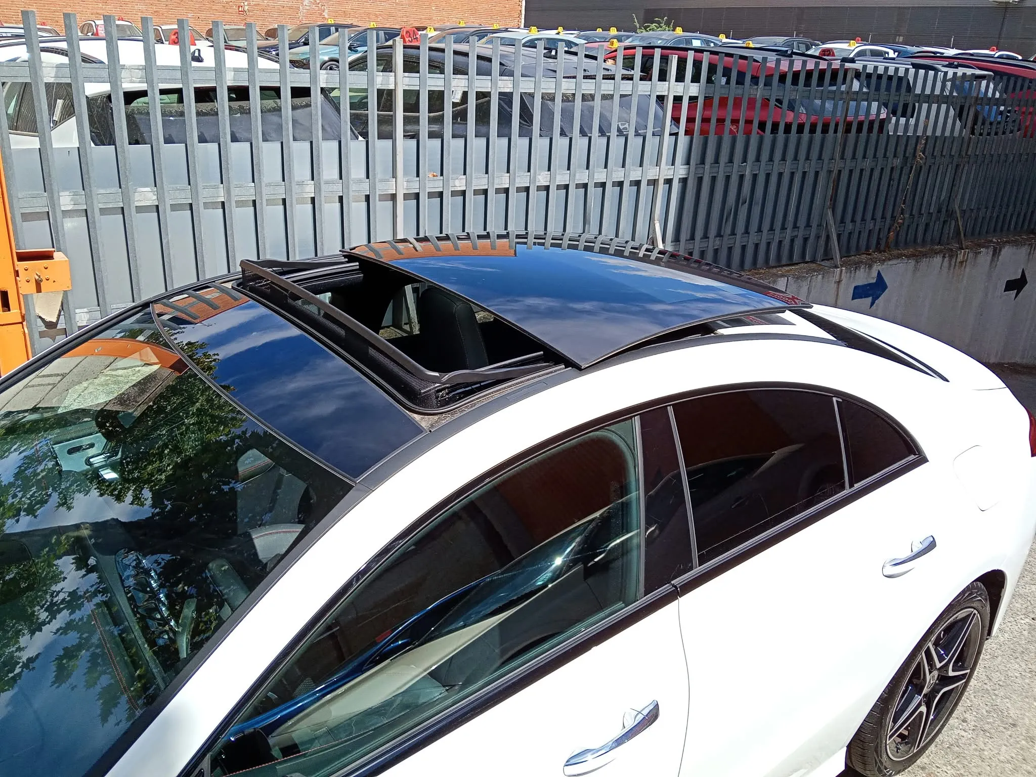 Mercedes-Benz CLA 200 - foto 17