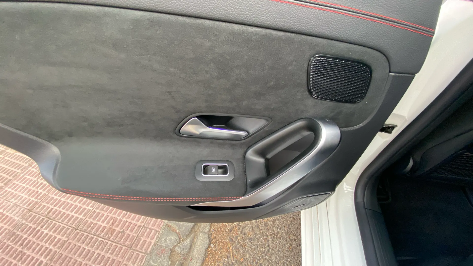 Mercedes-Benz CLA 200 - foto 28