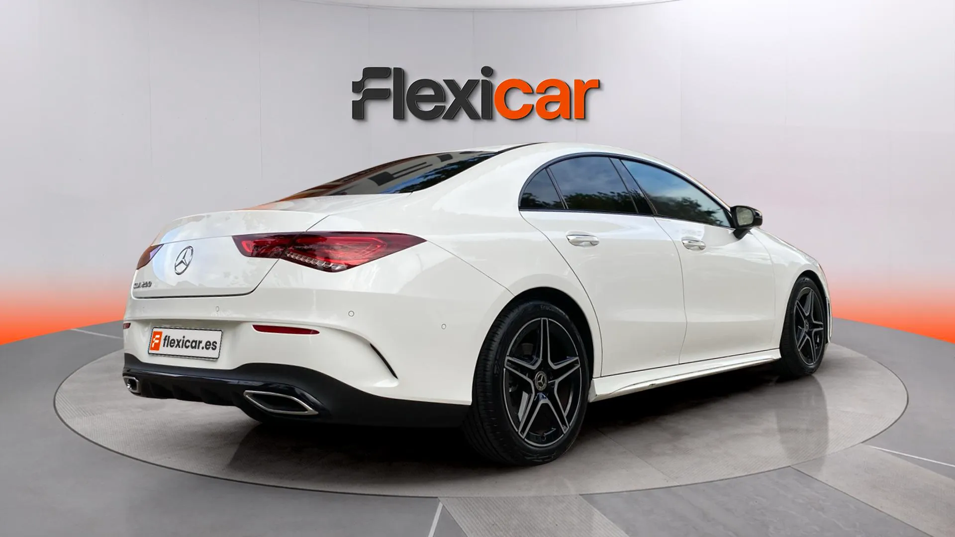 Mercedes-Benz CLA 200 - foto 6