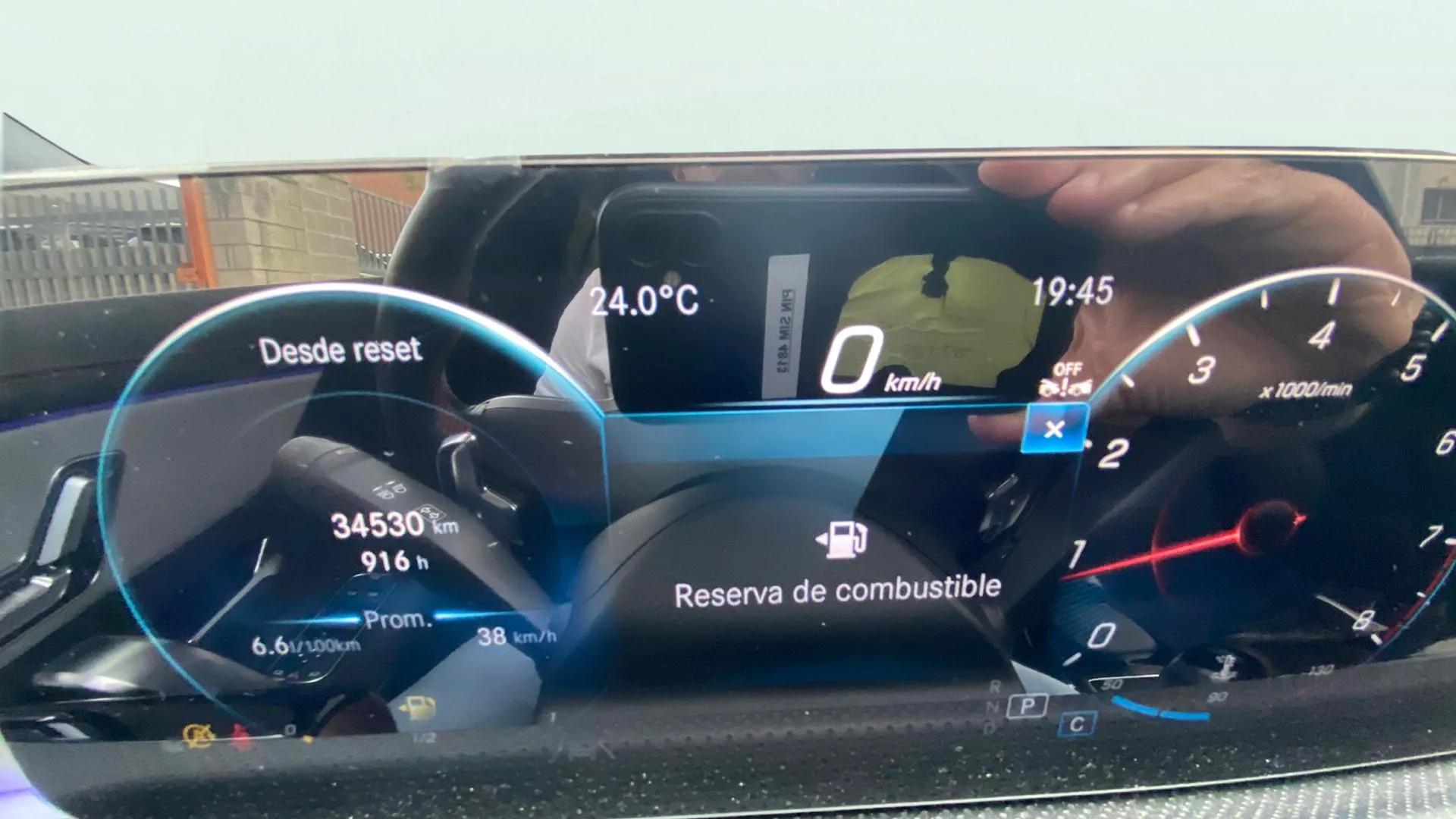 Mercedes-Benz CLA 200 - foto 11
