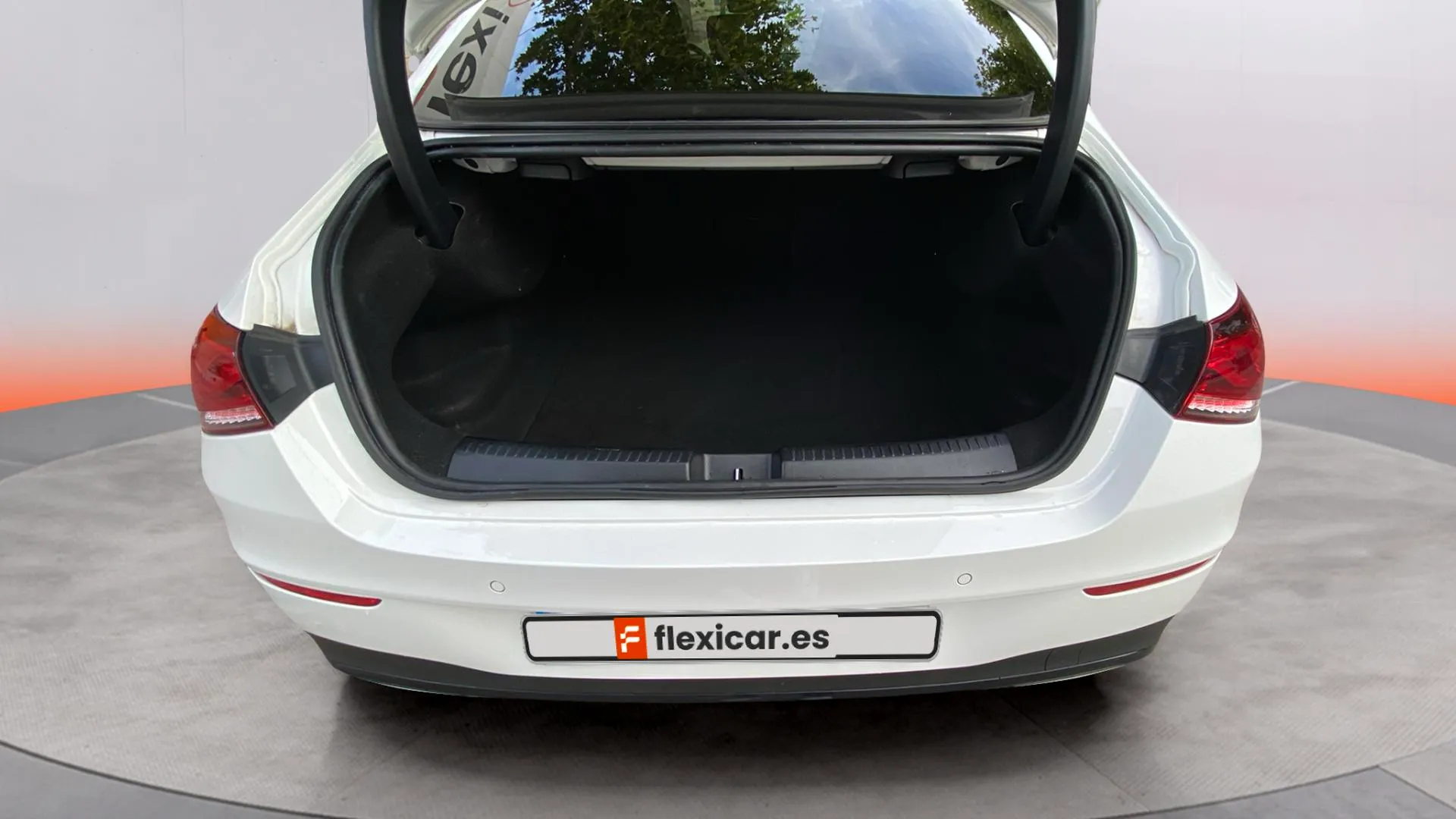 Mercedes-Benz CLA 200 - foto 19
