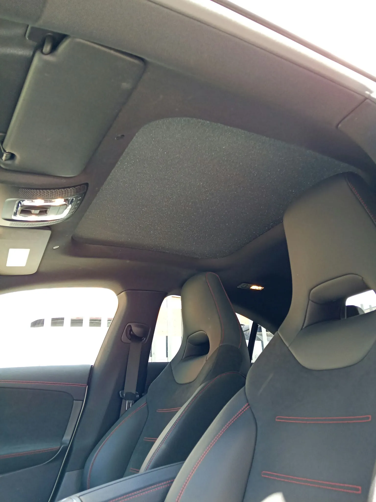 Mercedes-Benz CLA 200 - foto 15