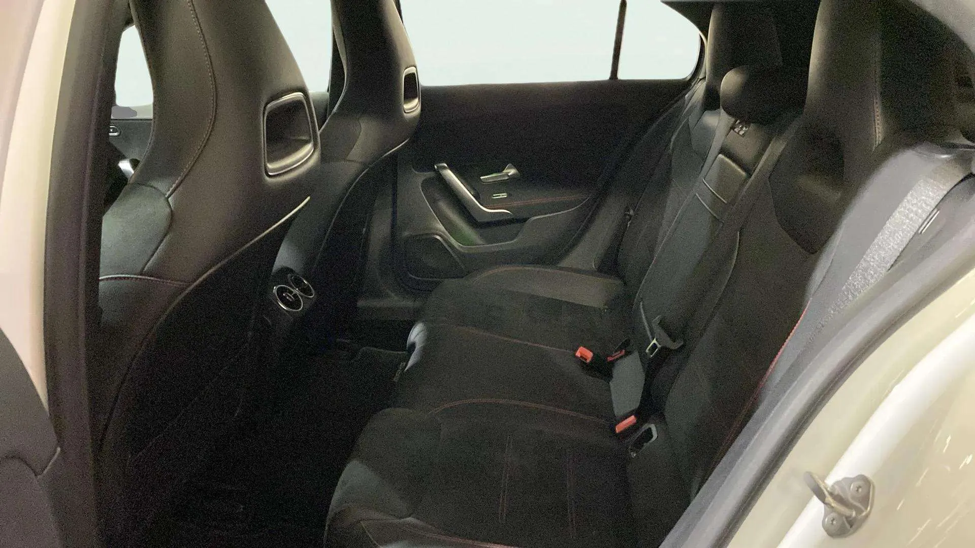 Mercedes-Benz Clase A A 180 - foto 8