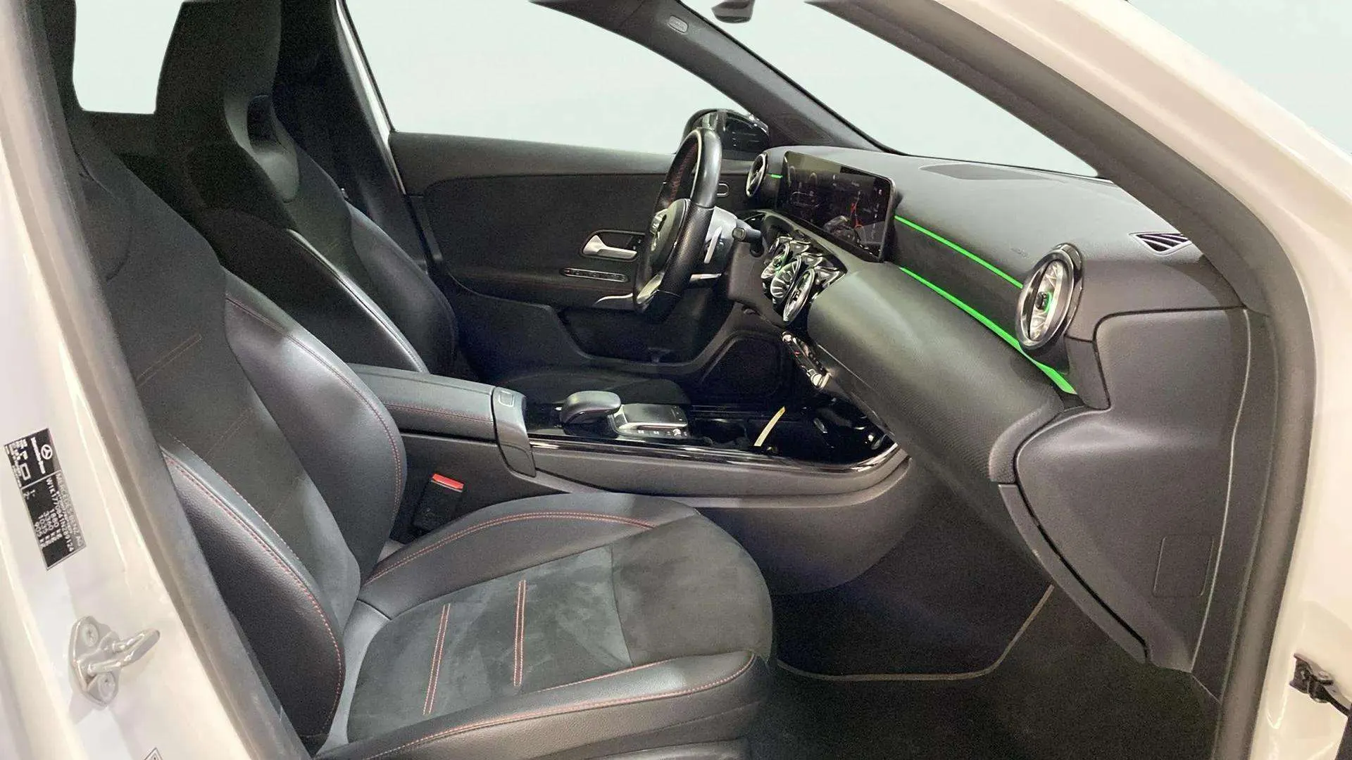 Mercedes-Benz Clase A A 180 - foto 9