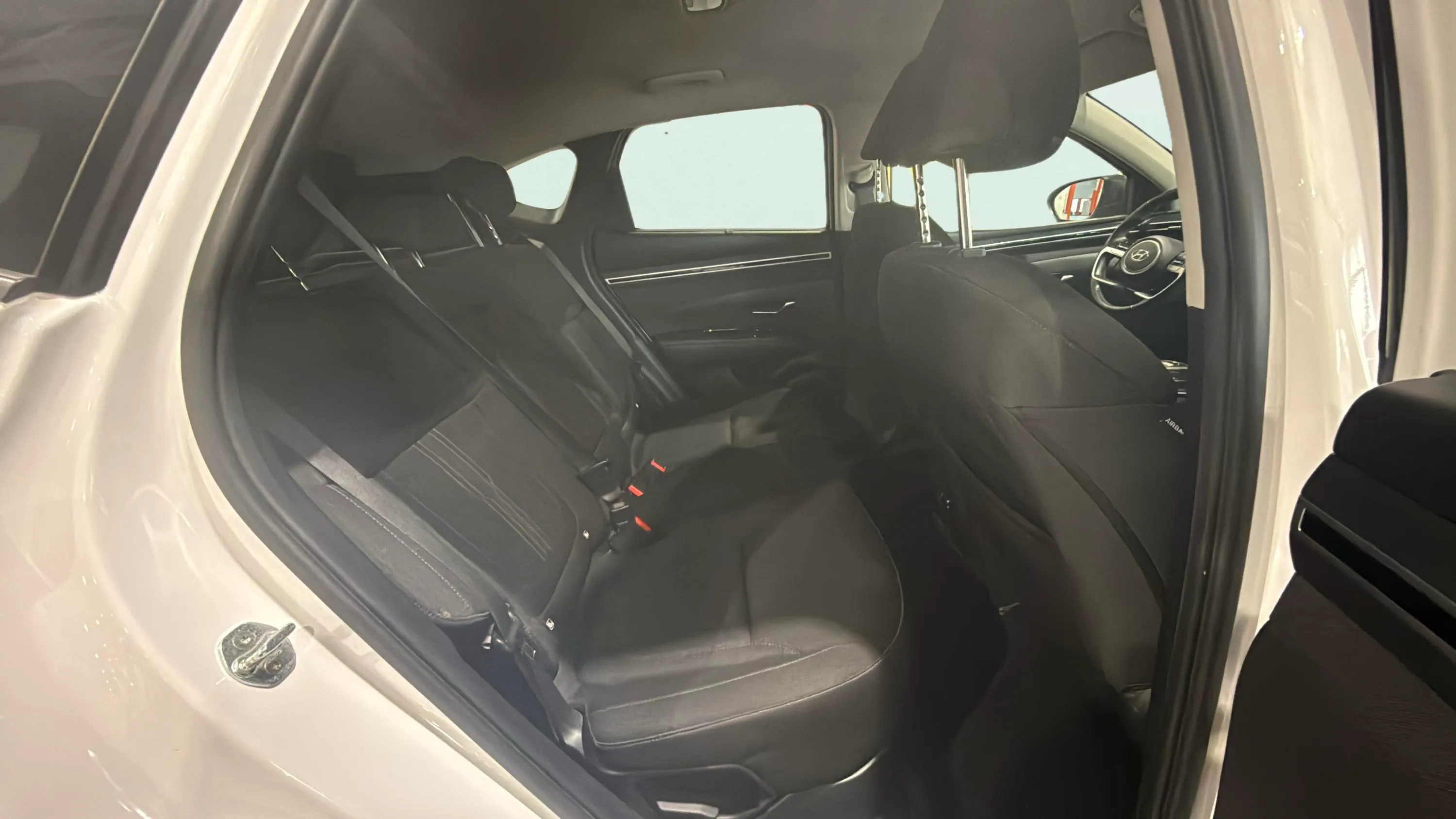 Hyundai Tucson 1.6 T-GDi 48V Style DCT 4x4 - foto 14