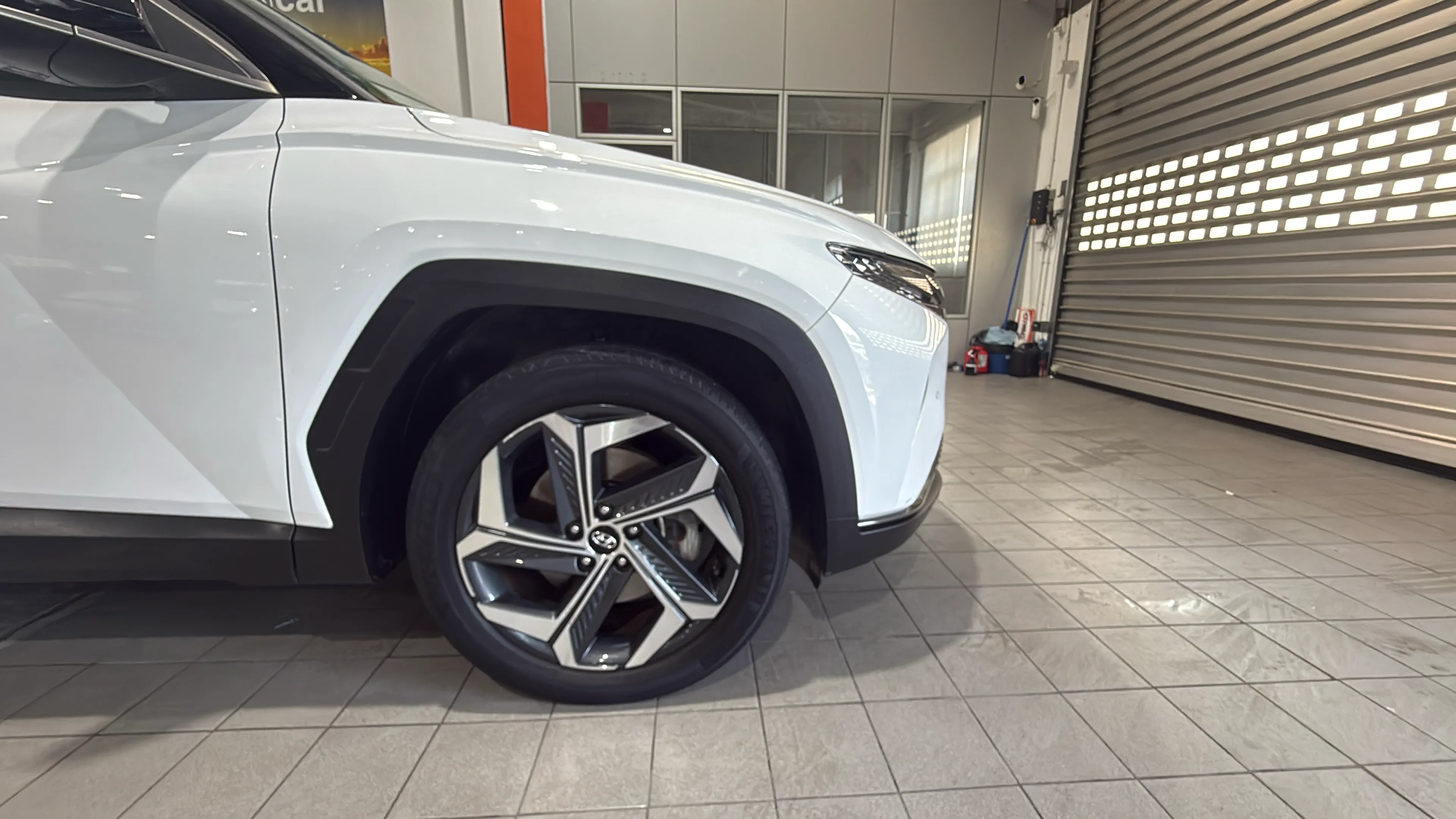 Hyundai Tucson 1.6 T-GDi 48V Style DCT 4x4 - foto 17