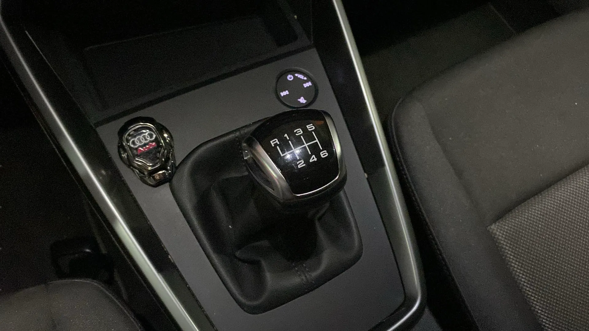 Audi A3 Sportback 30 TFSI - foto 24