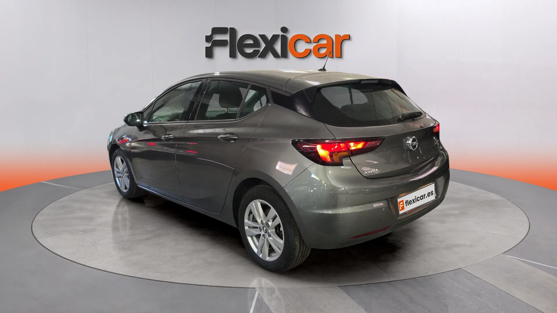 Opel Astra 1.2T SHL 2020 - foto 5