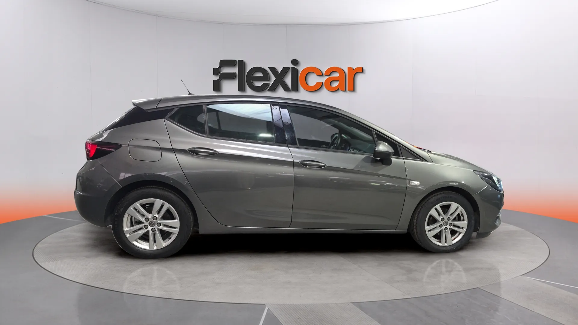 Opel Astra 1.2T SHL 2020 - foto 8